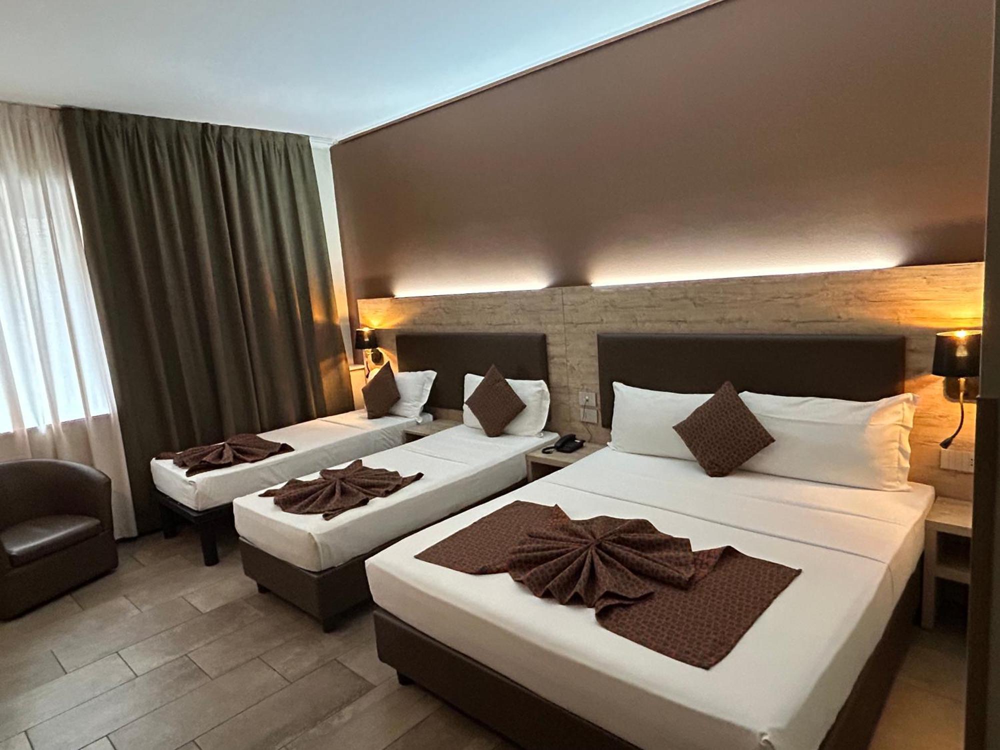 Comfort Quadruple Room