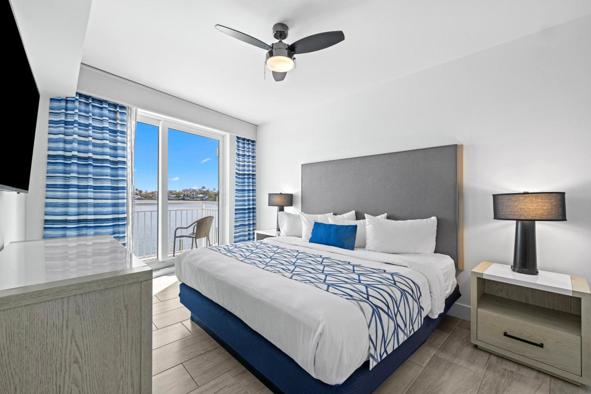 Two-Bedroom Two Bath Bay Front Premium Suite