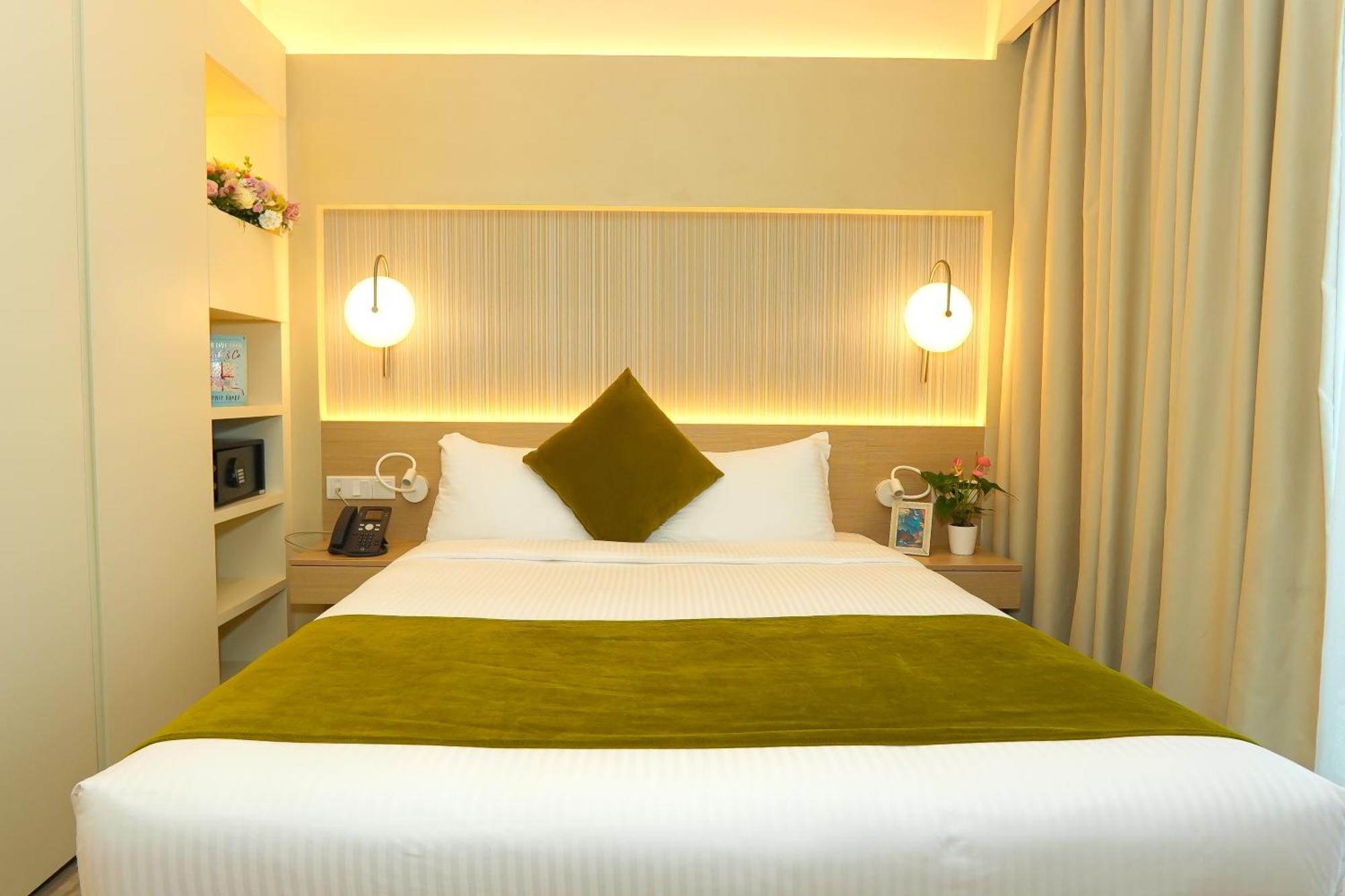 Standard Room without Balcony Main Road