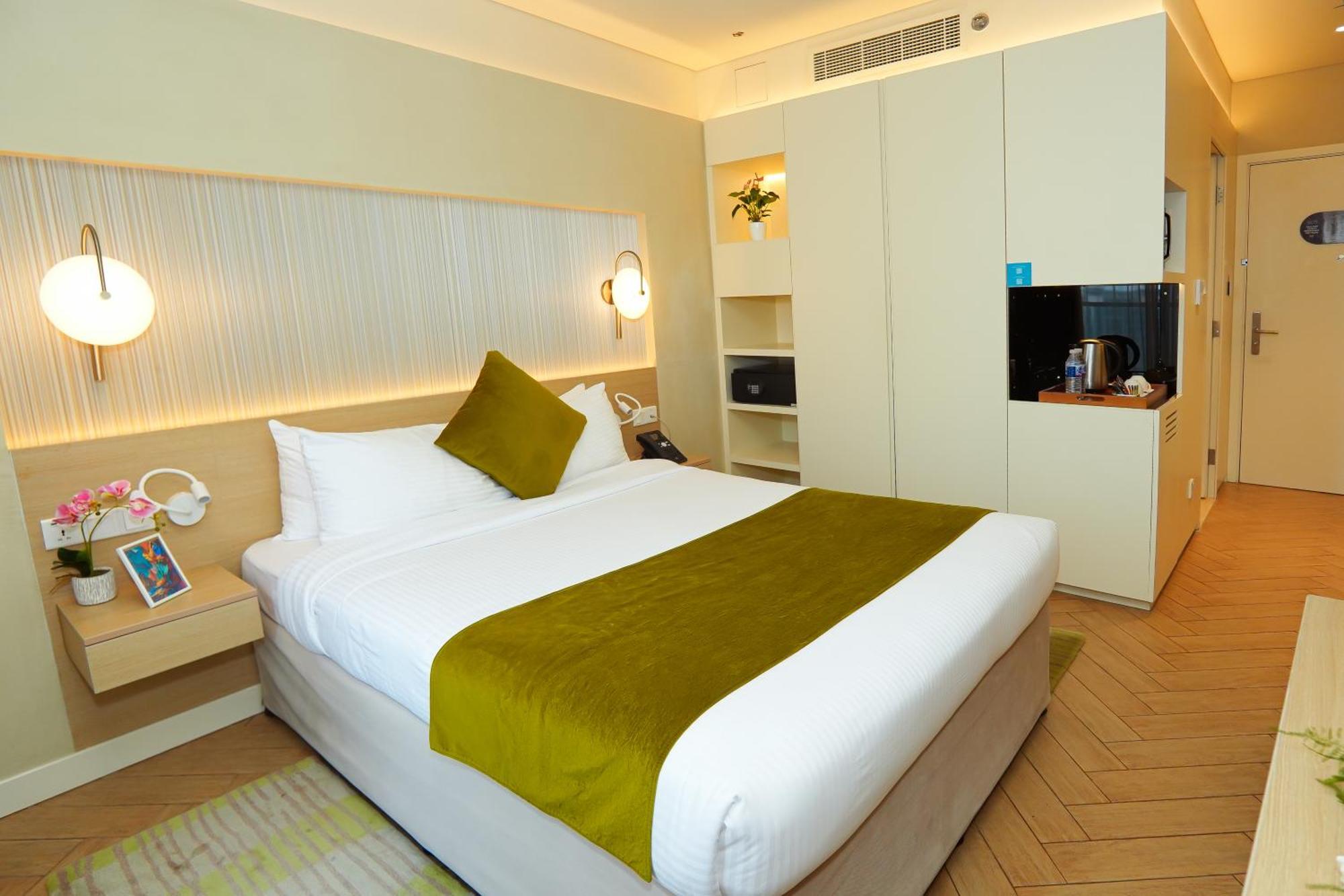 Standard Room without Balcony Main Road