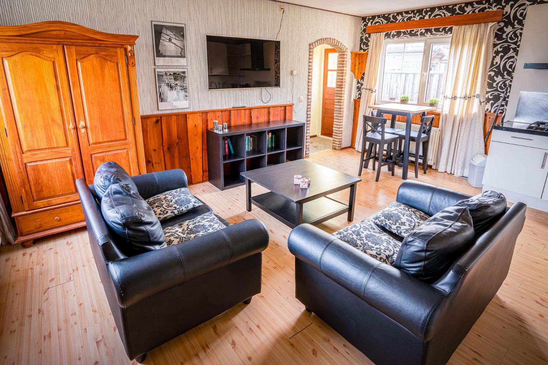 One-Bedroom Apartment,1742568518:JPEG