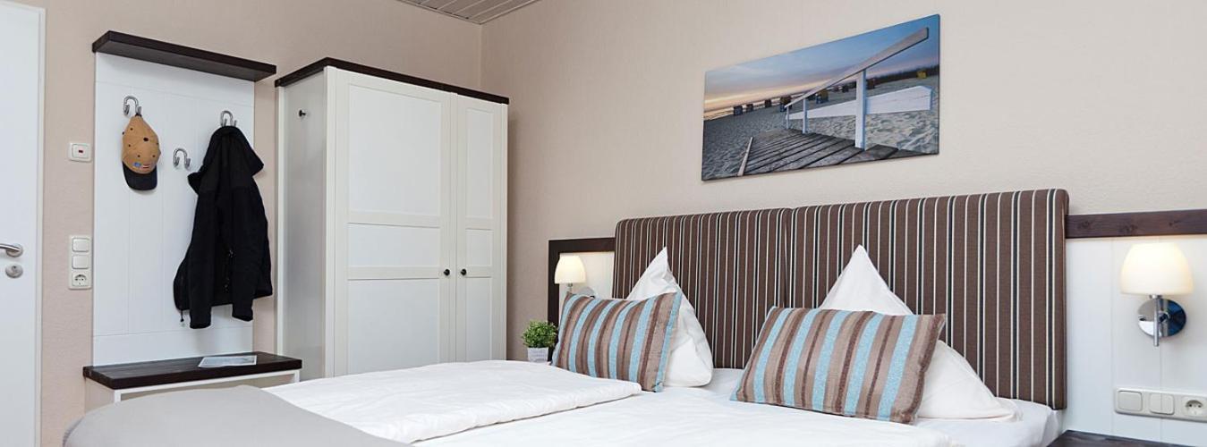 Three-Bedroom Apartment,1541775775:JPEG