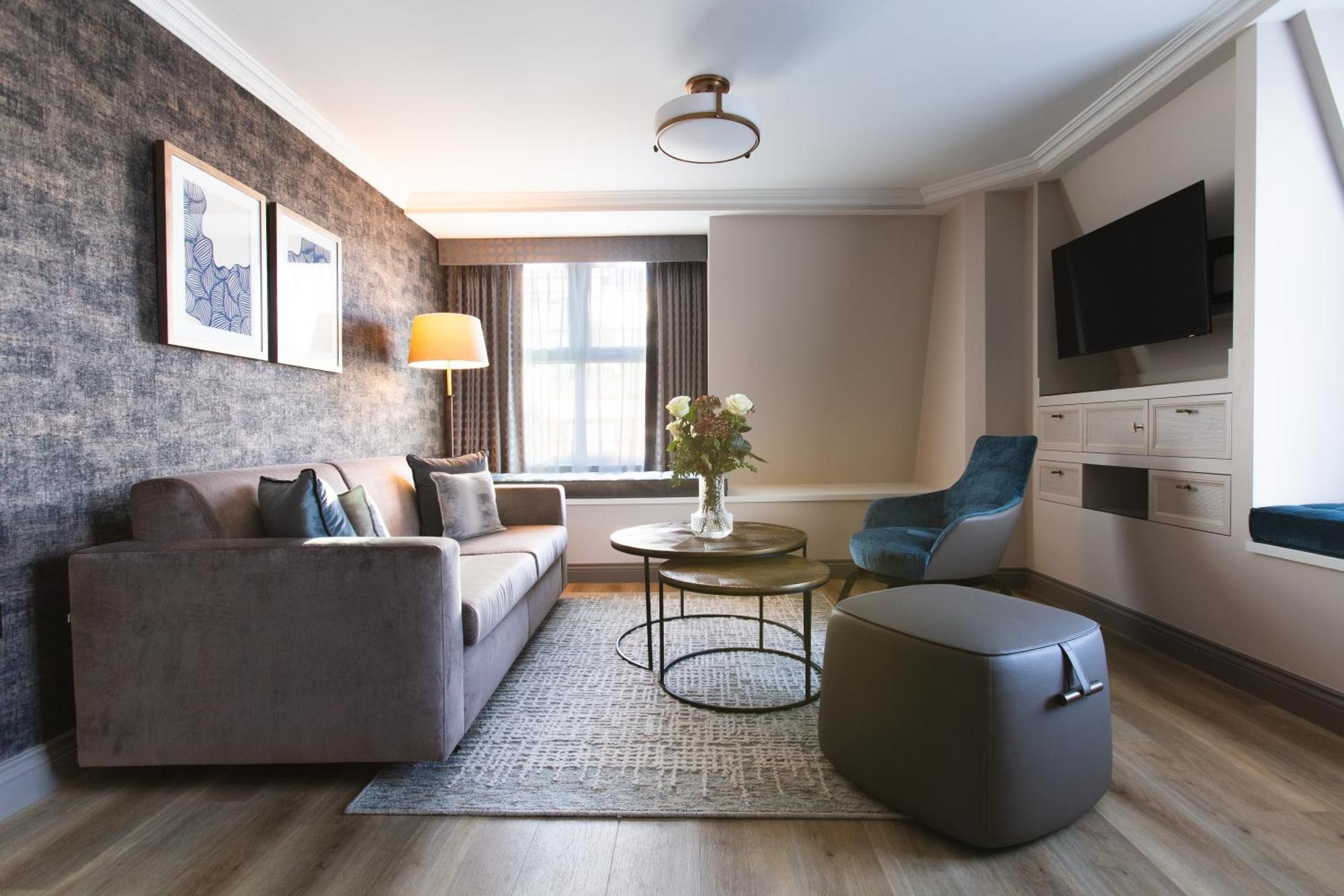 Suite Room