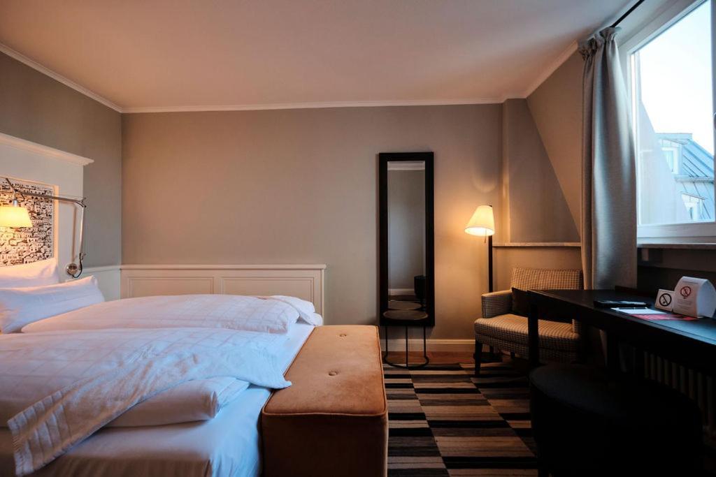Deluxe Double Room Sea View,1771480932:JPEG