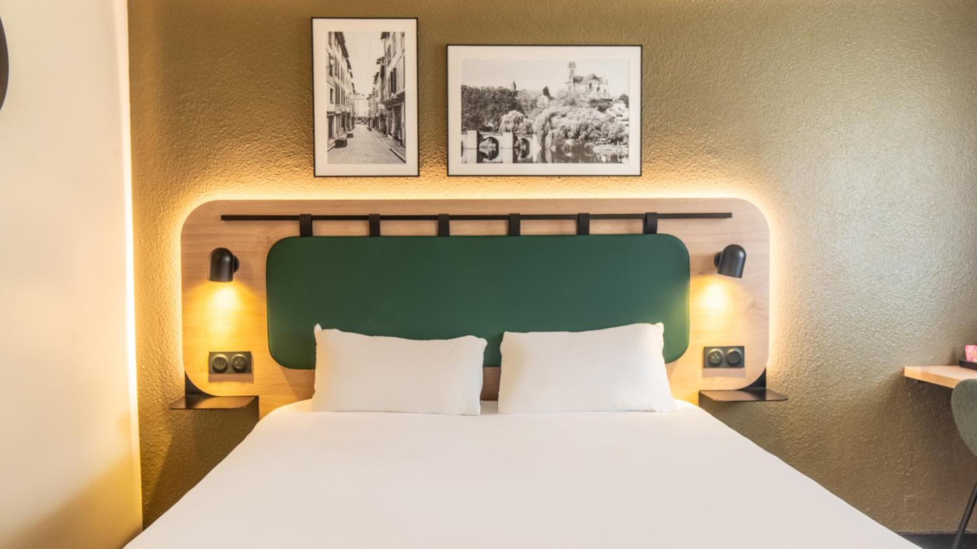 Standard Double Room,1742573965:JPEG