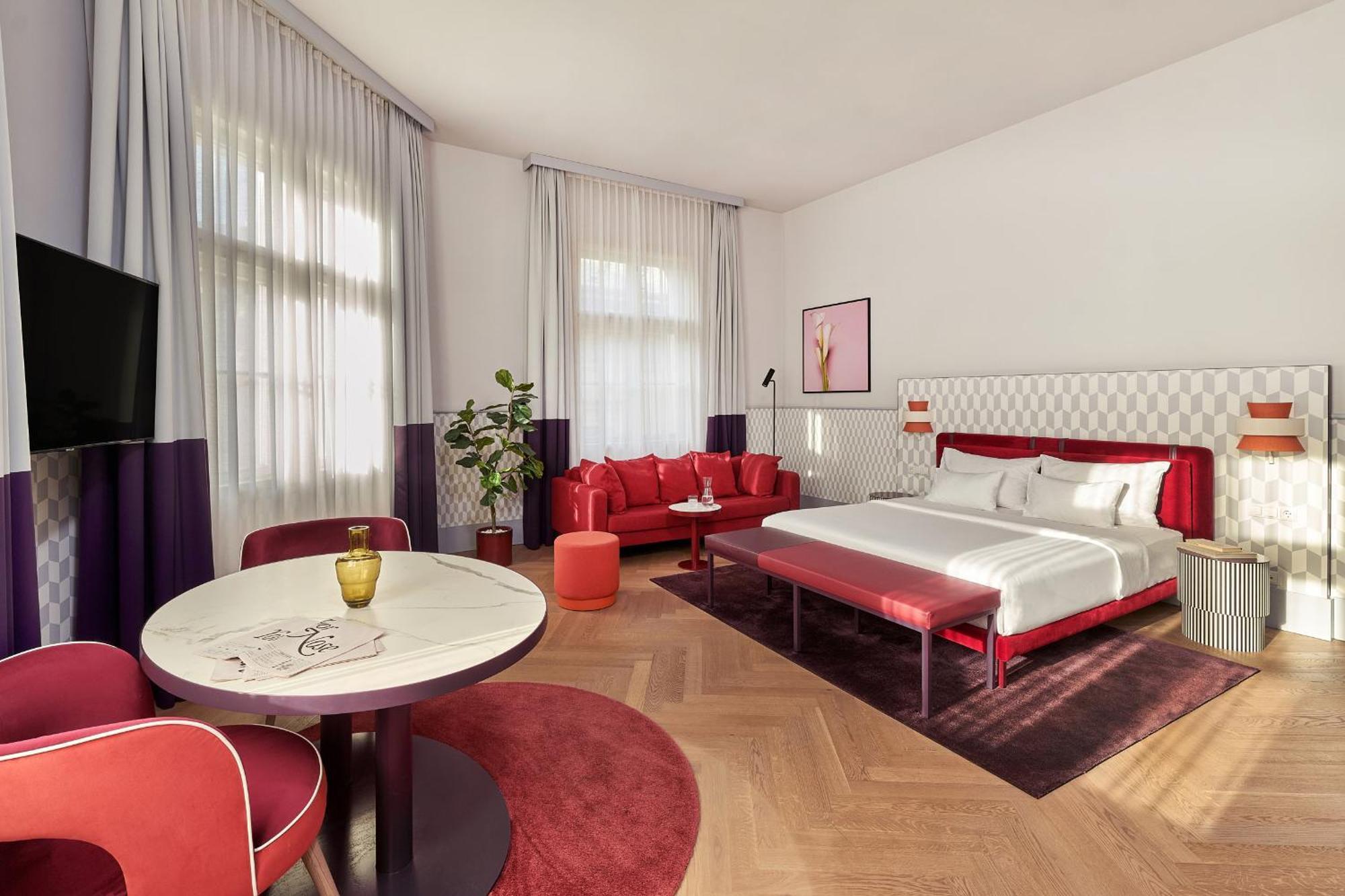 Junior Suite