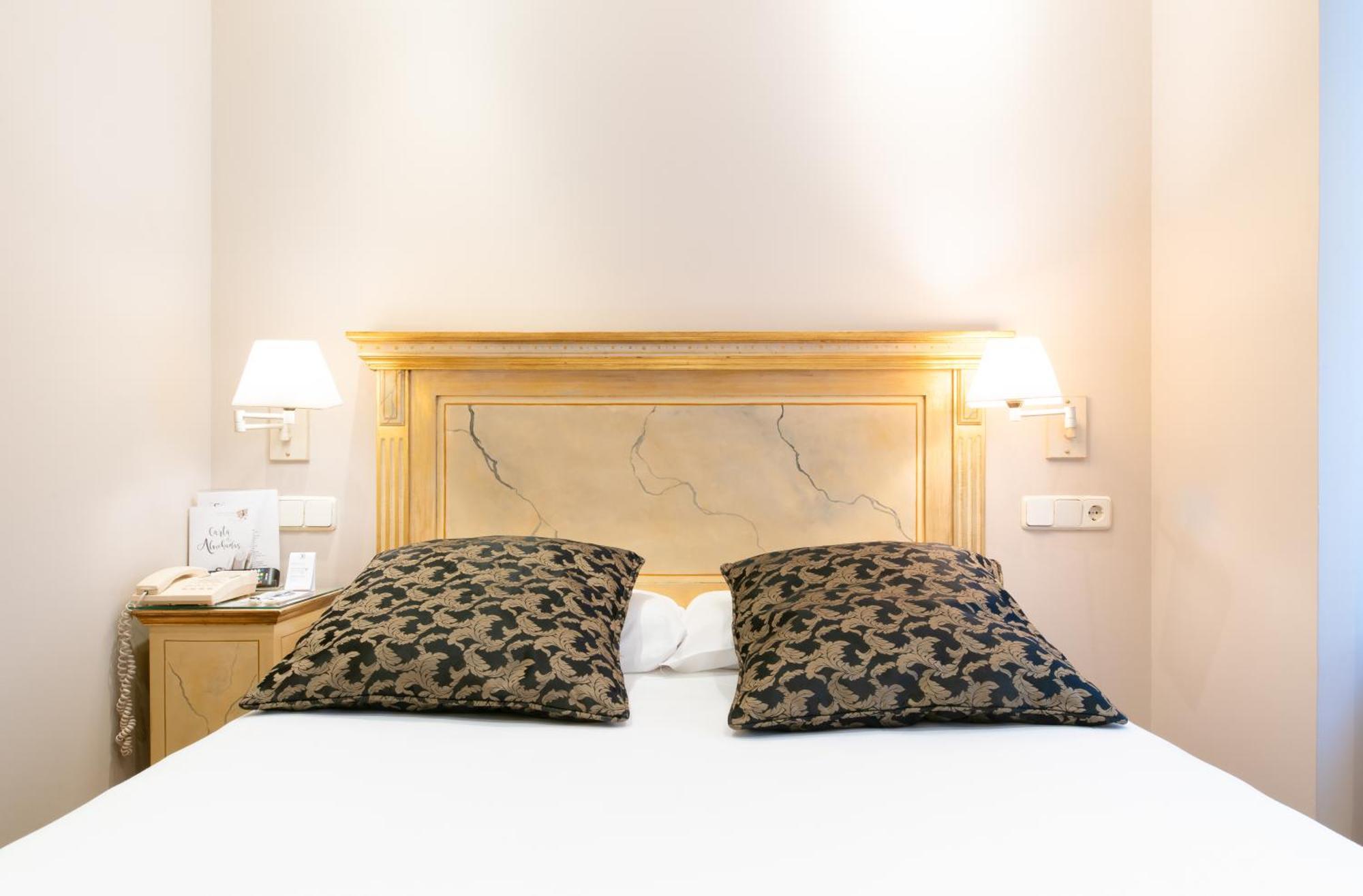Single Room,1742581885:JPEG