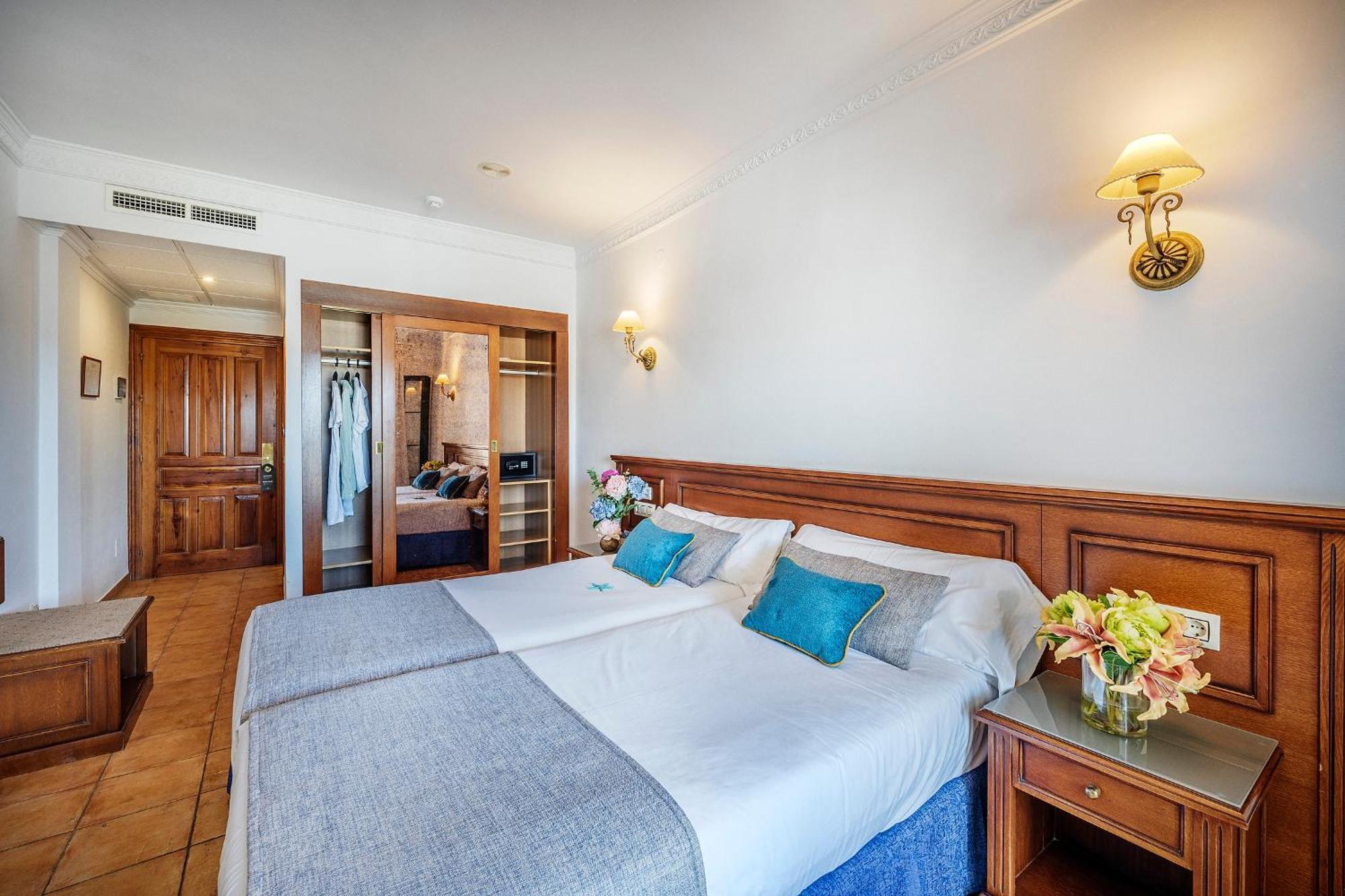 Classic Room French Balcony