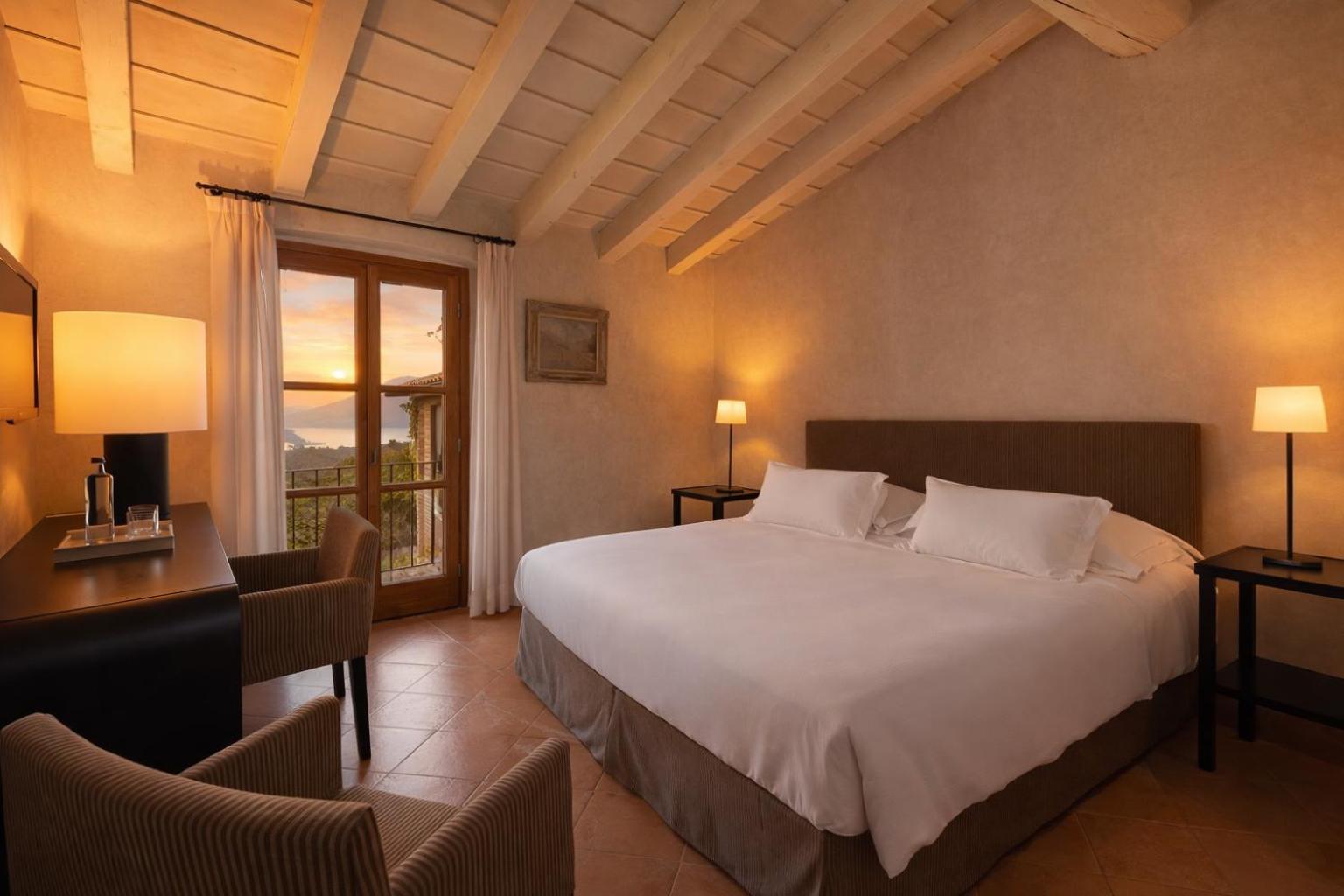 Standard Double Room,1742586891:JPEG