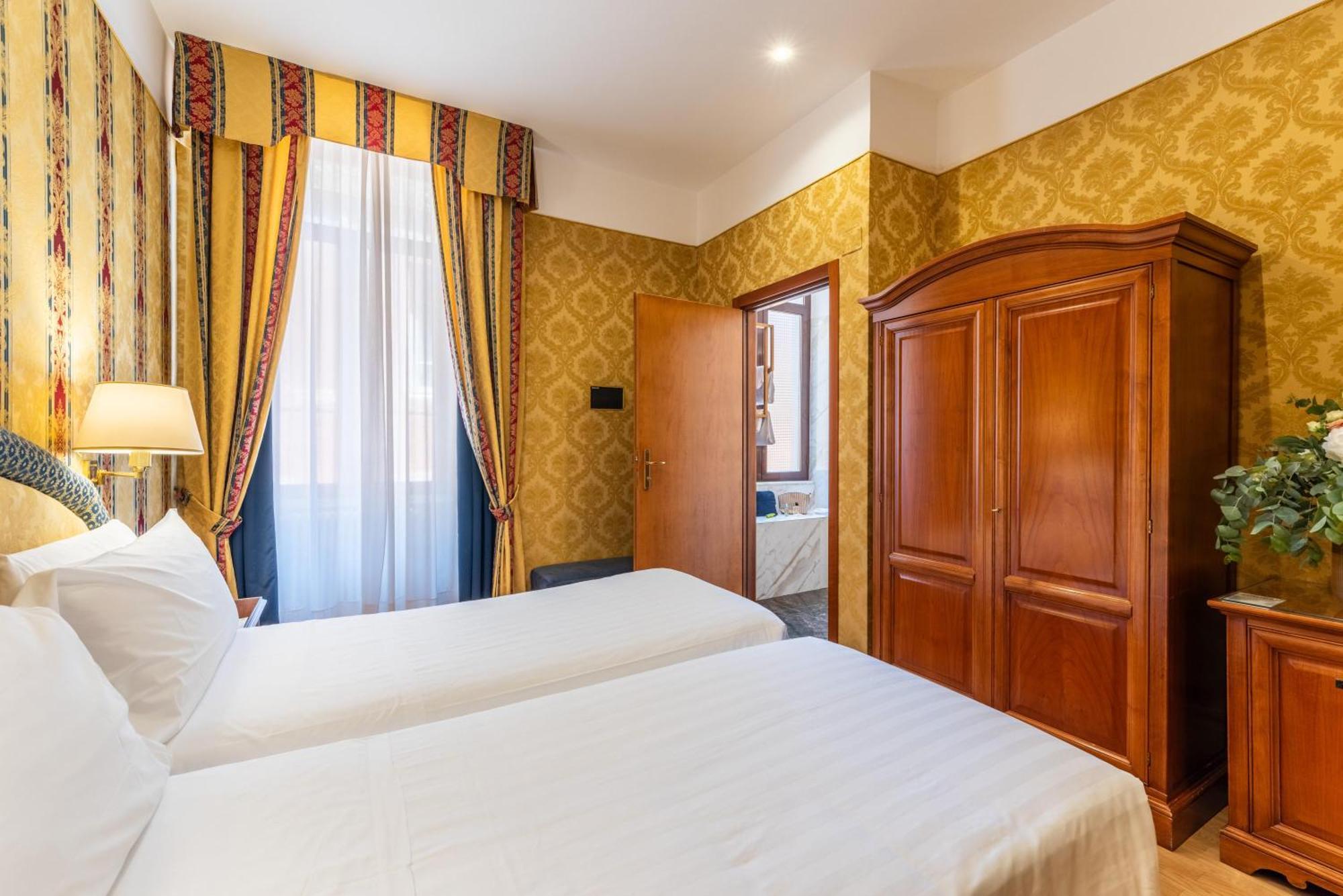Quarto Twin Standard