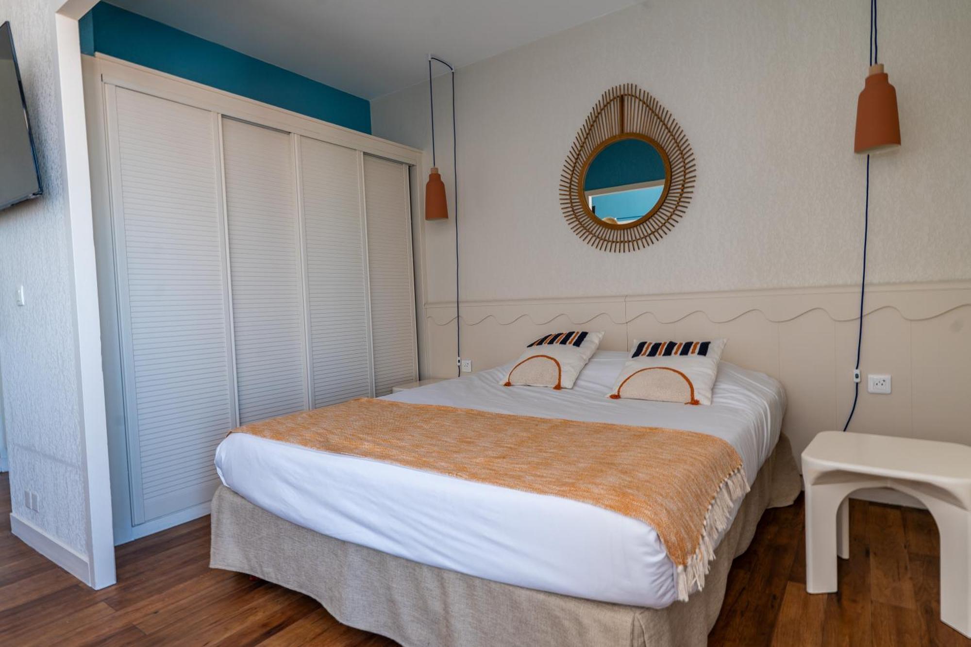 Privilege Studio 1 or upper floor