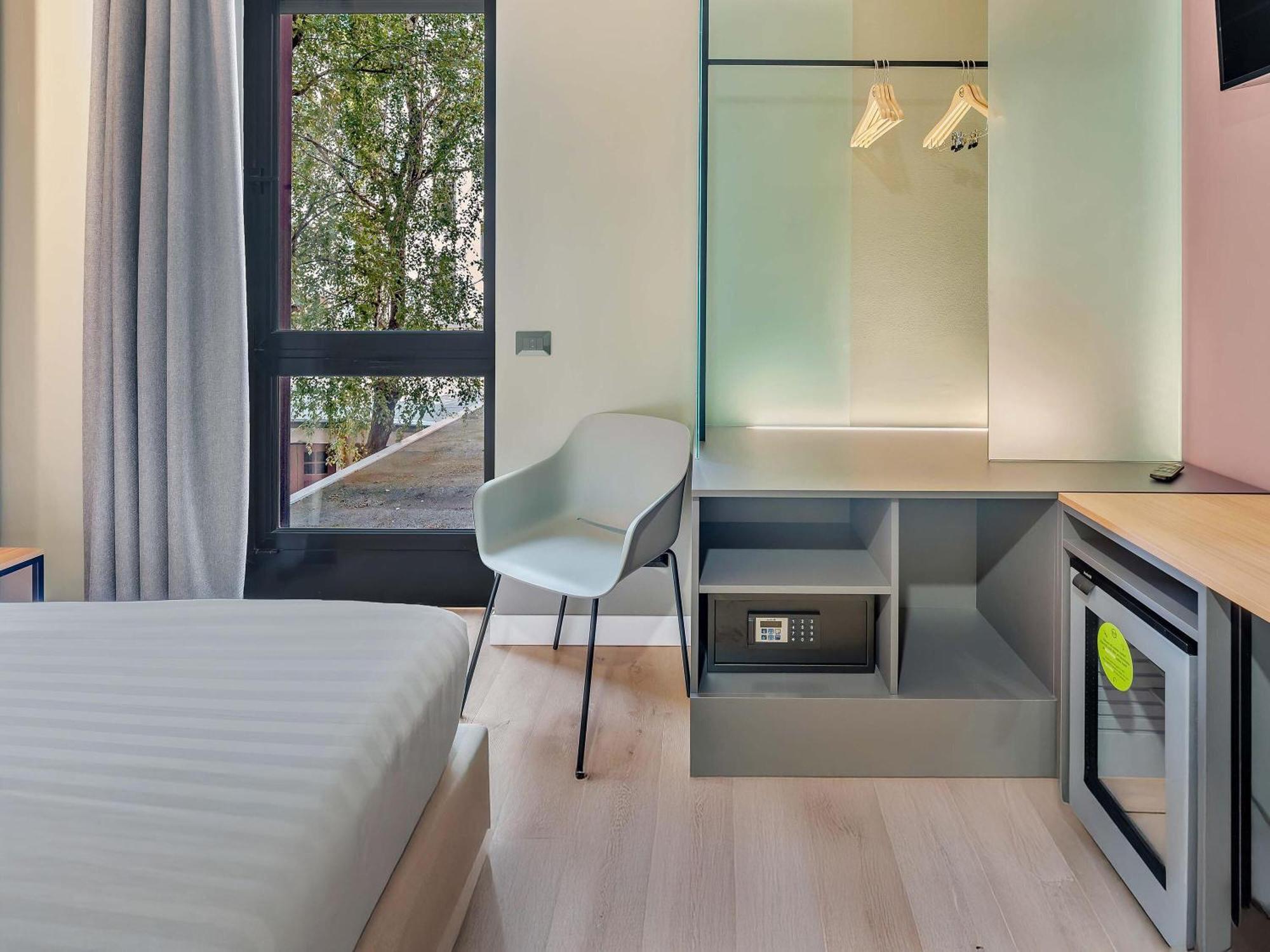 Single Room