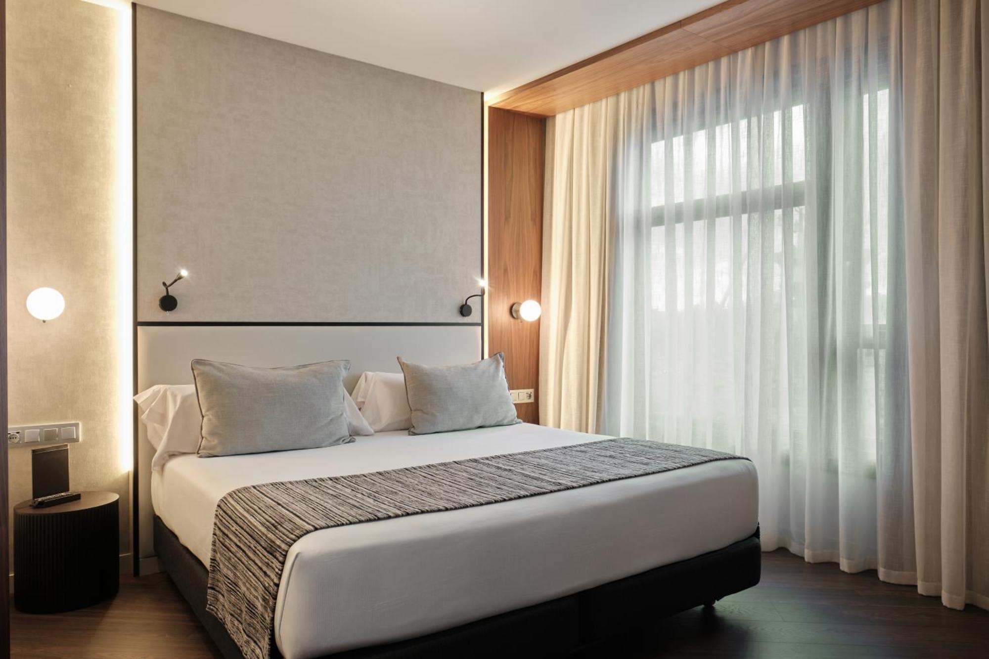 Double or Twin Room with City View,1742593508:JPEG