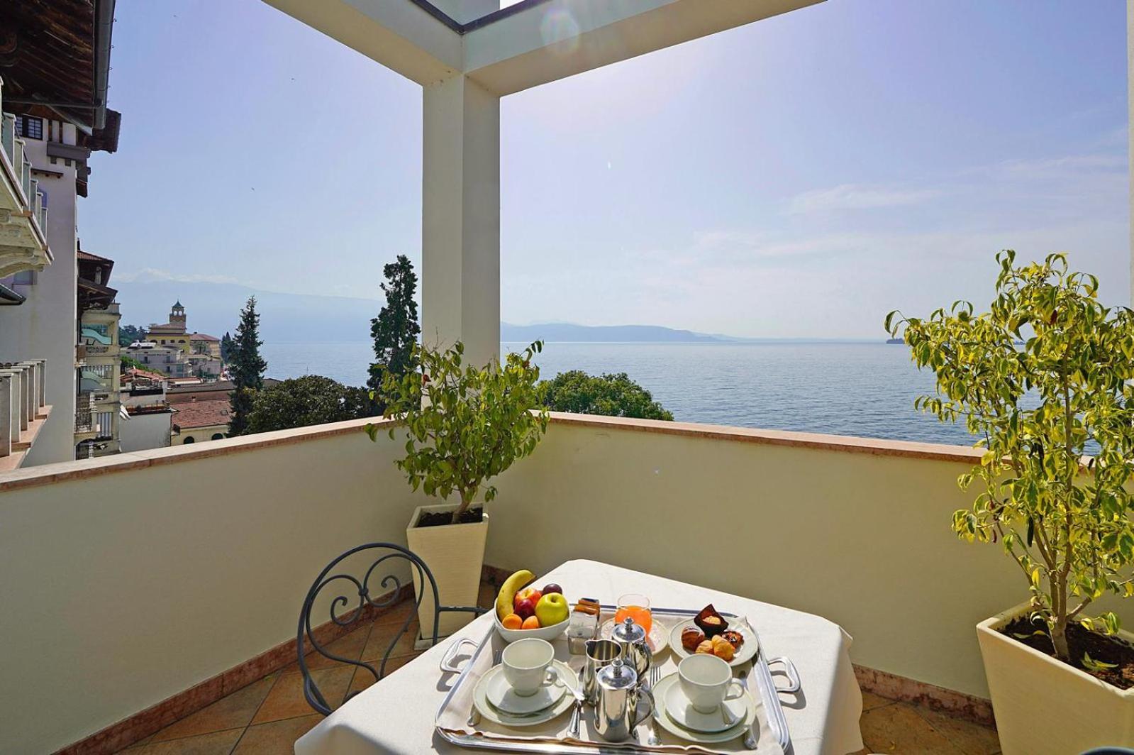 Panoramic Room Balcony