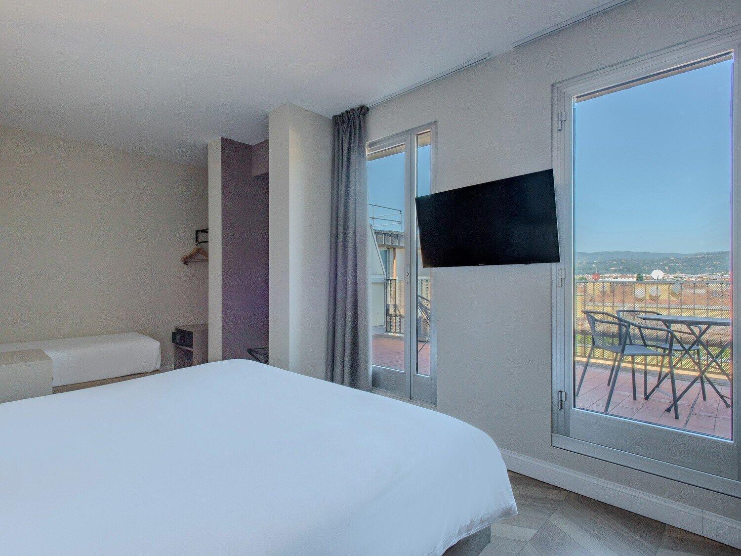 Triple Room Terrace