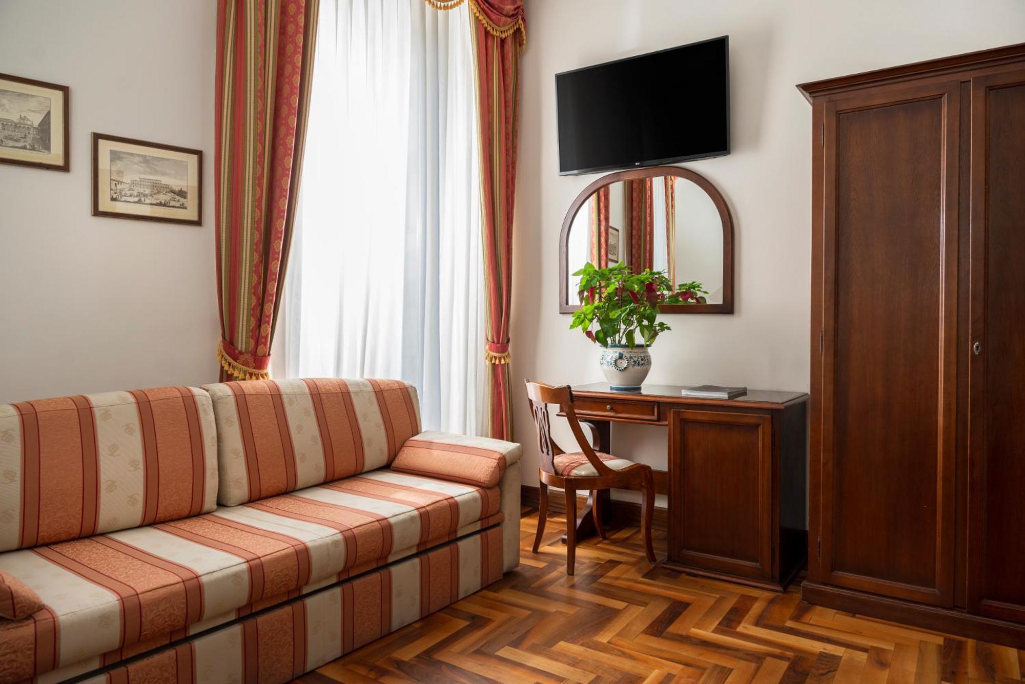 Classic Quadruple Room
