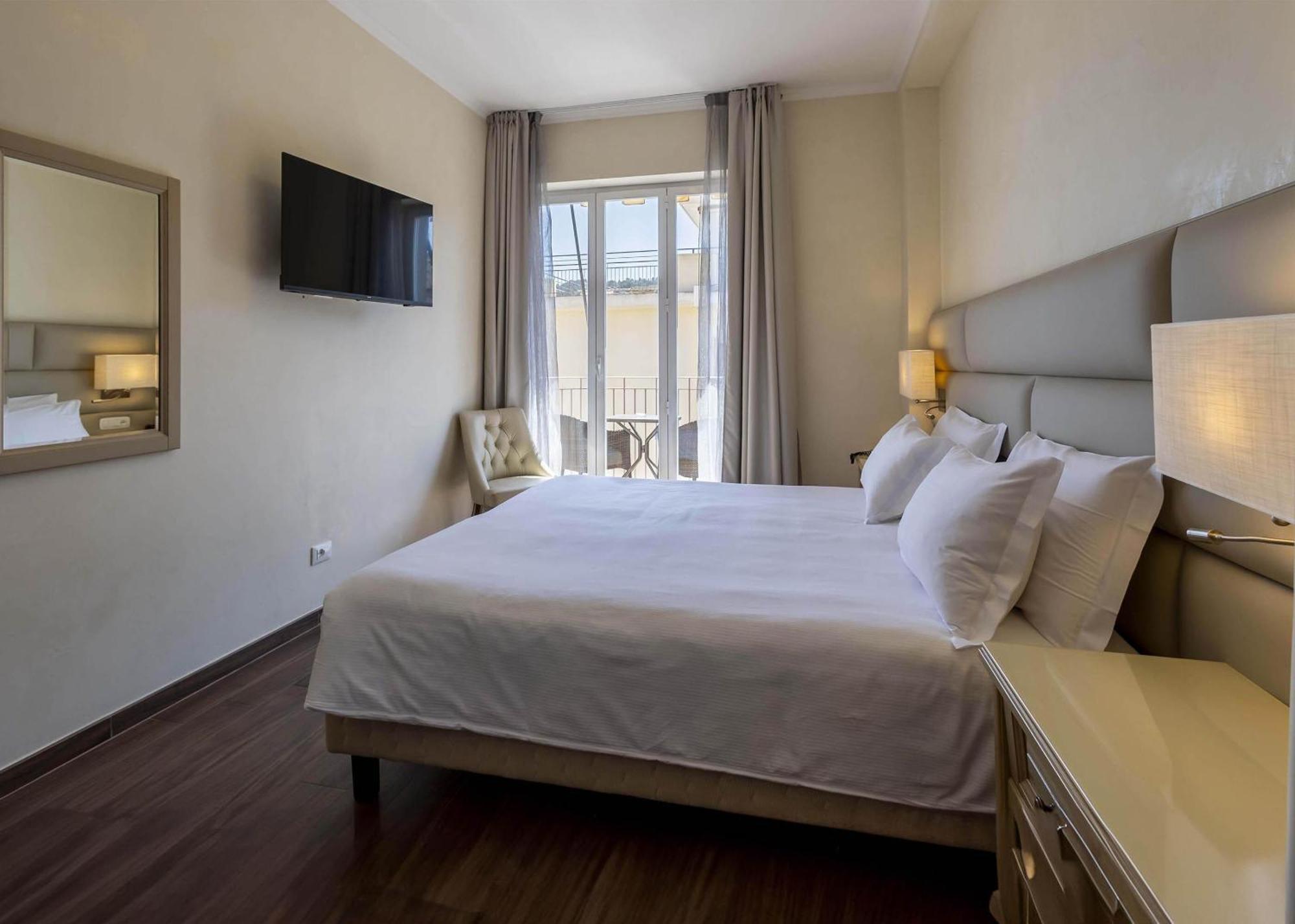 Double Room with Balcony,1742590605:JPEG