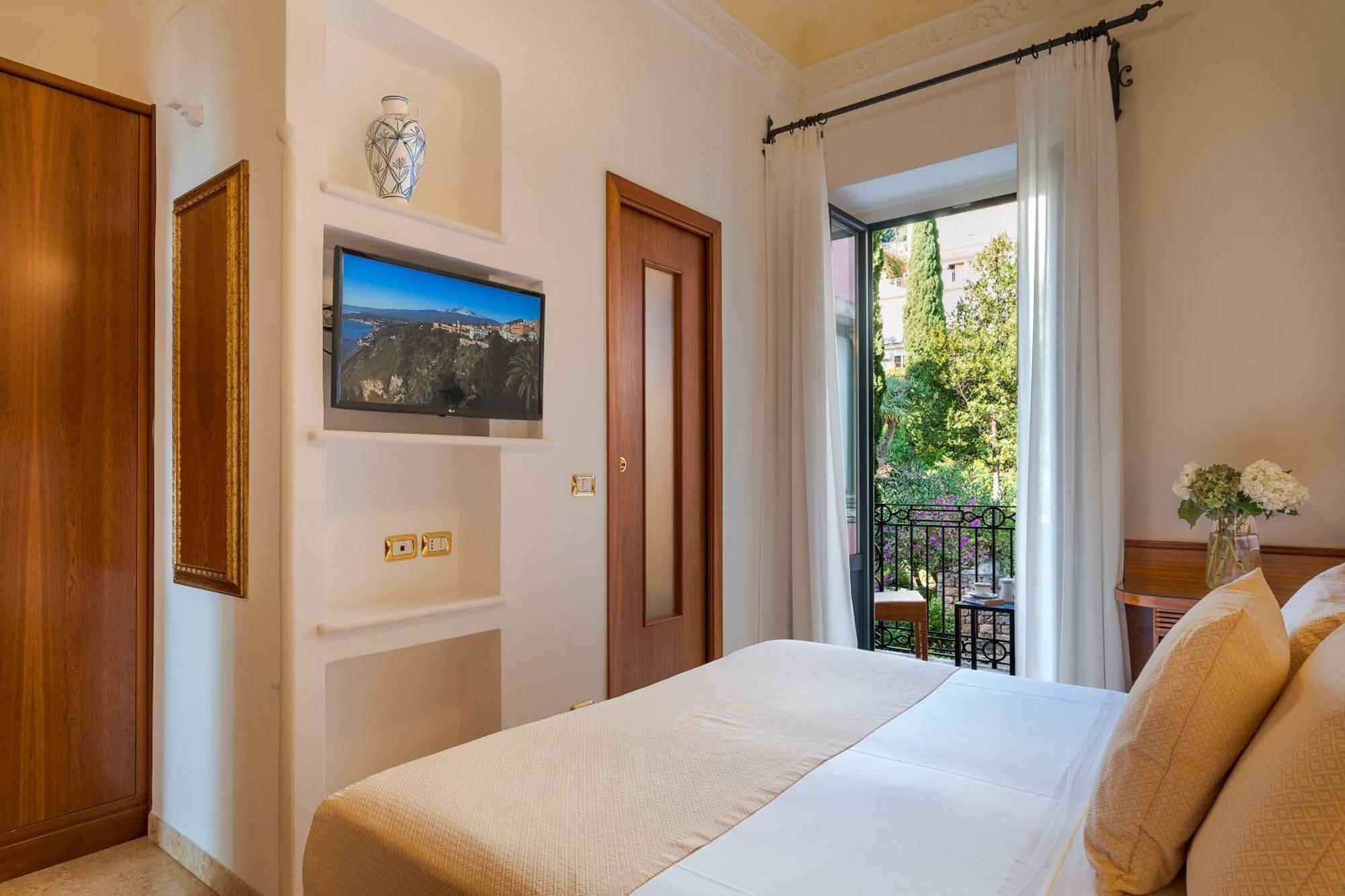 Double Room Garden View