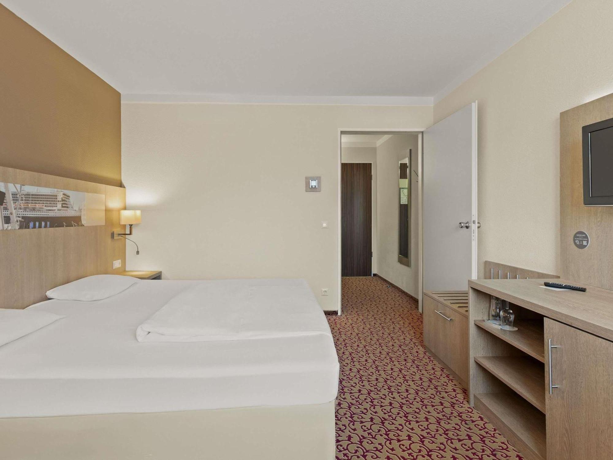 Standard Double Room Street View
