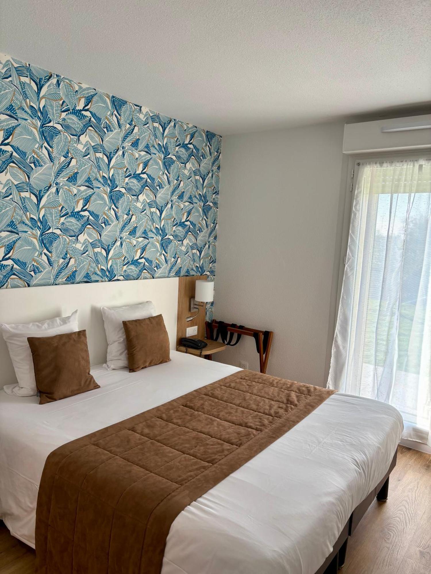 Double Room,1742597954:JPEG