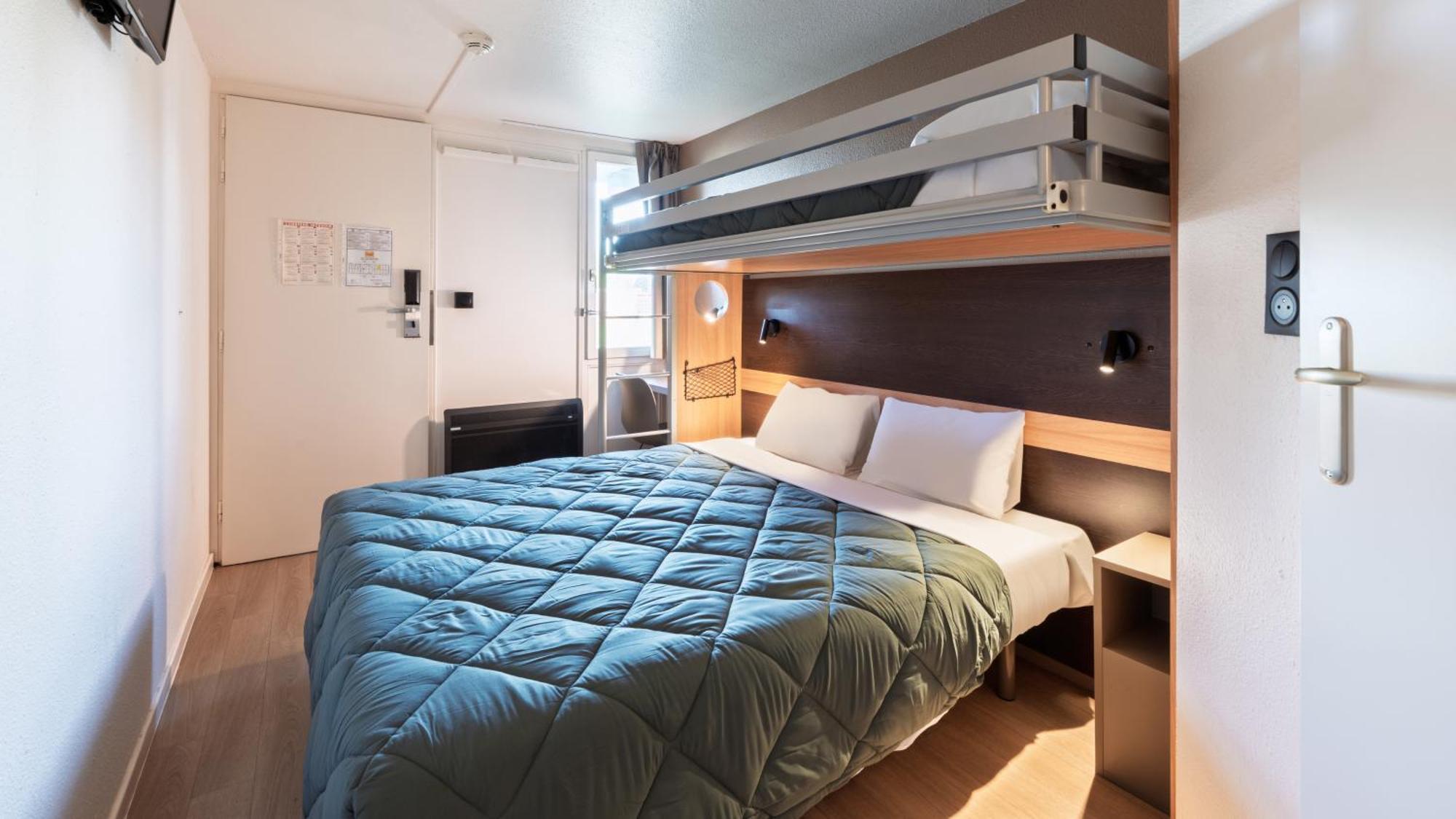 Standard Queen Room One Bunk Bed,1742599248:JPEG