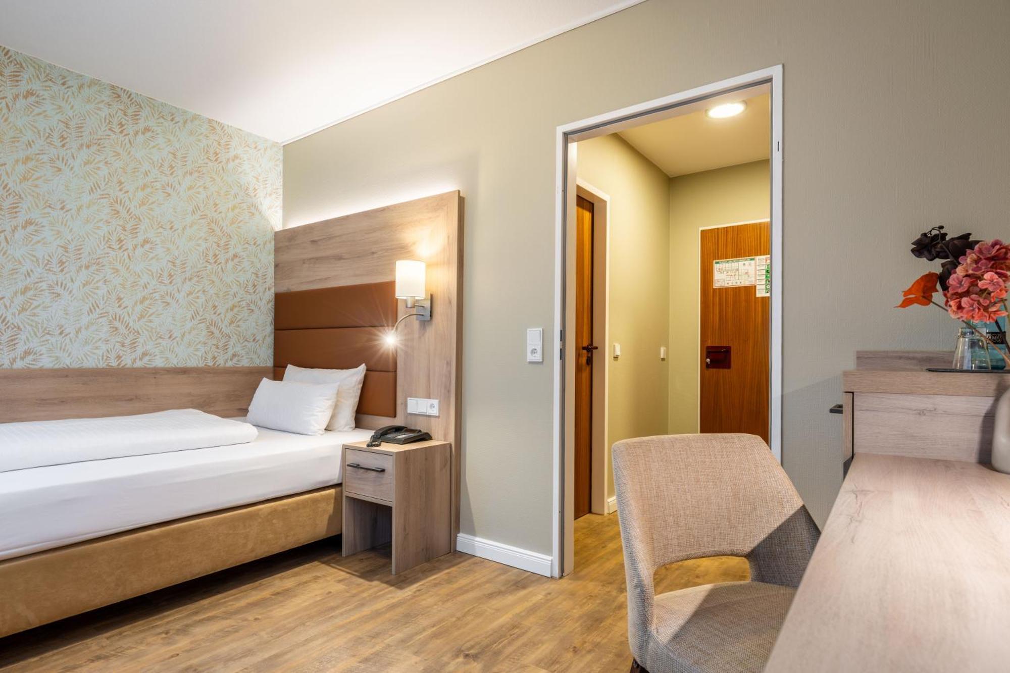 Economy Single Room