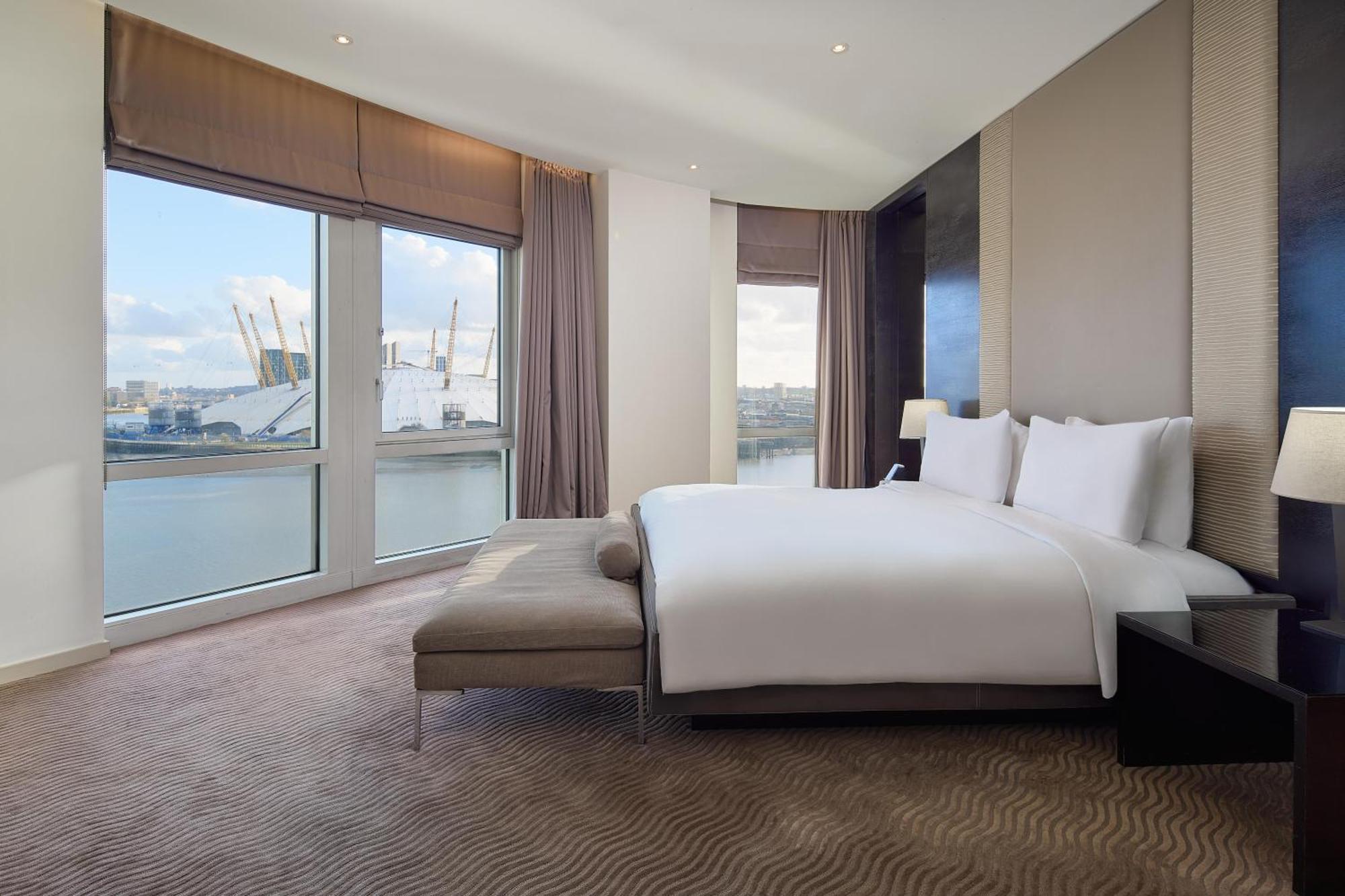 Penthouse Suite,1742601701:JPEG