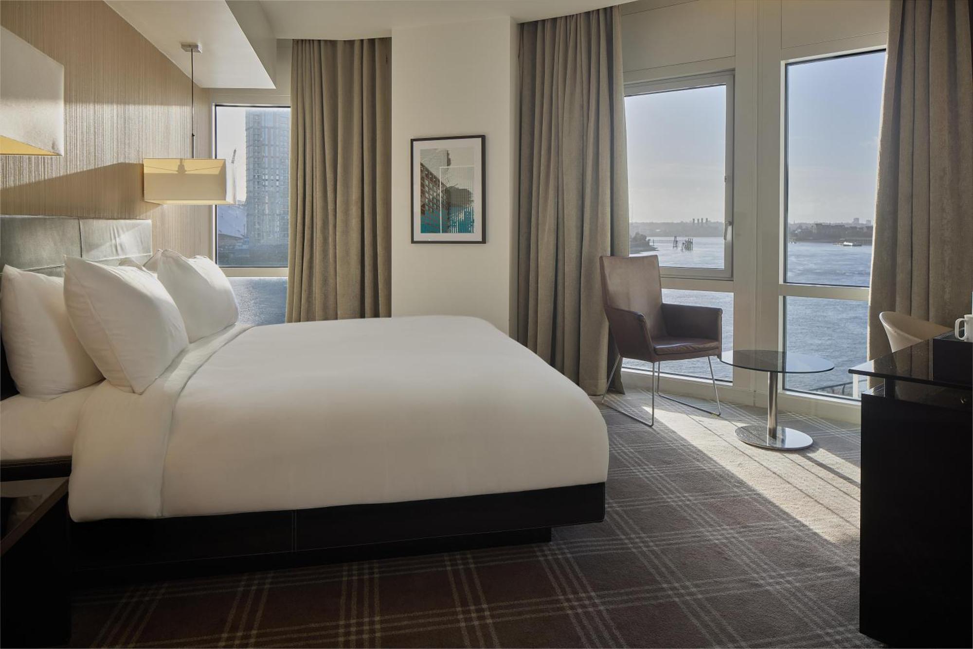 Premium Room River View