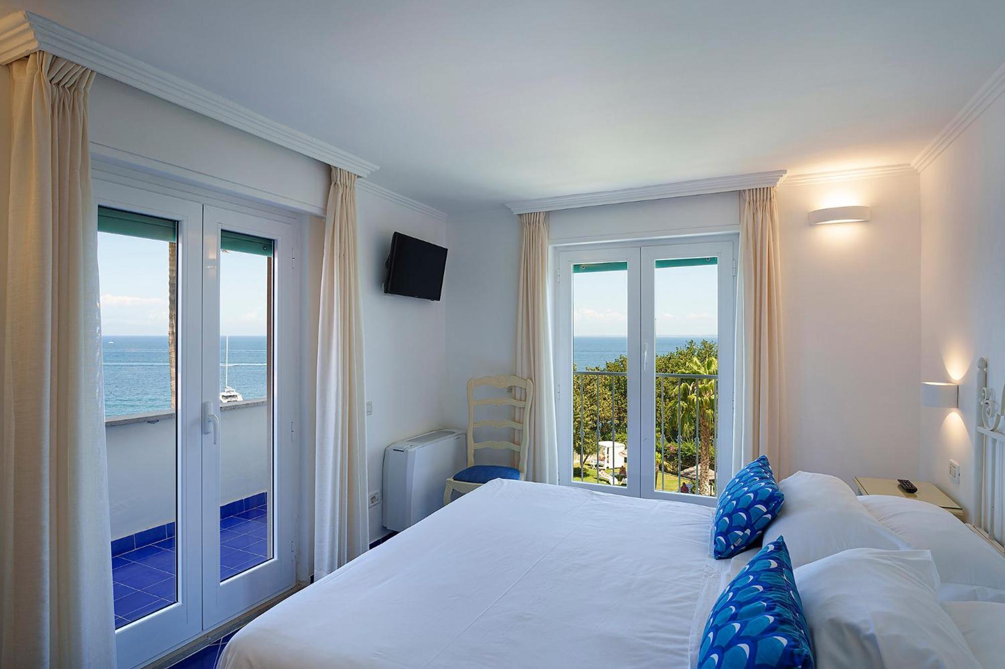 Junior Suite Sea View,1742602135:JPEG