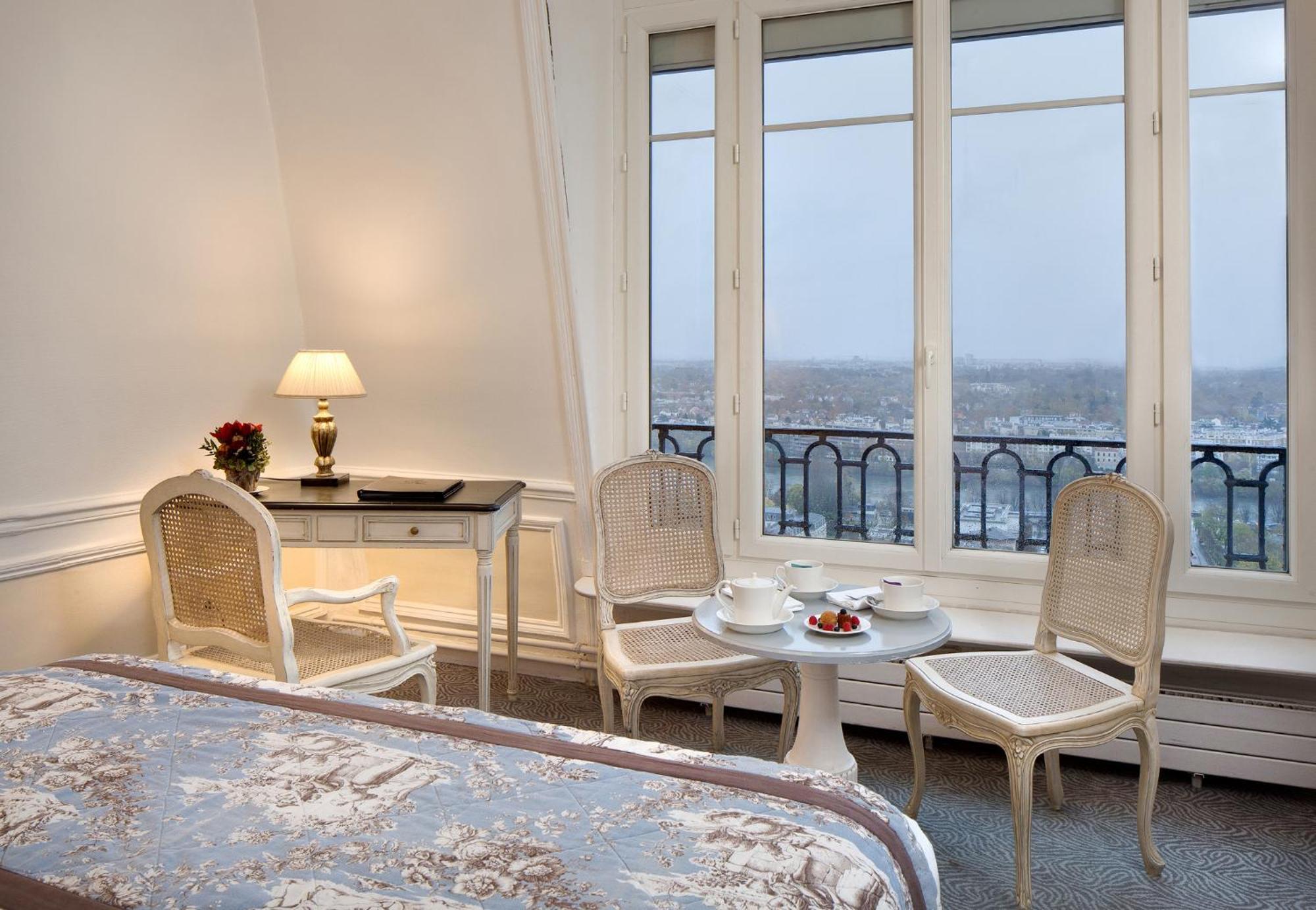 Chambre Double Privilège vue Seine & Paris