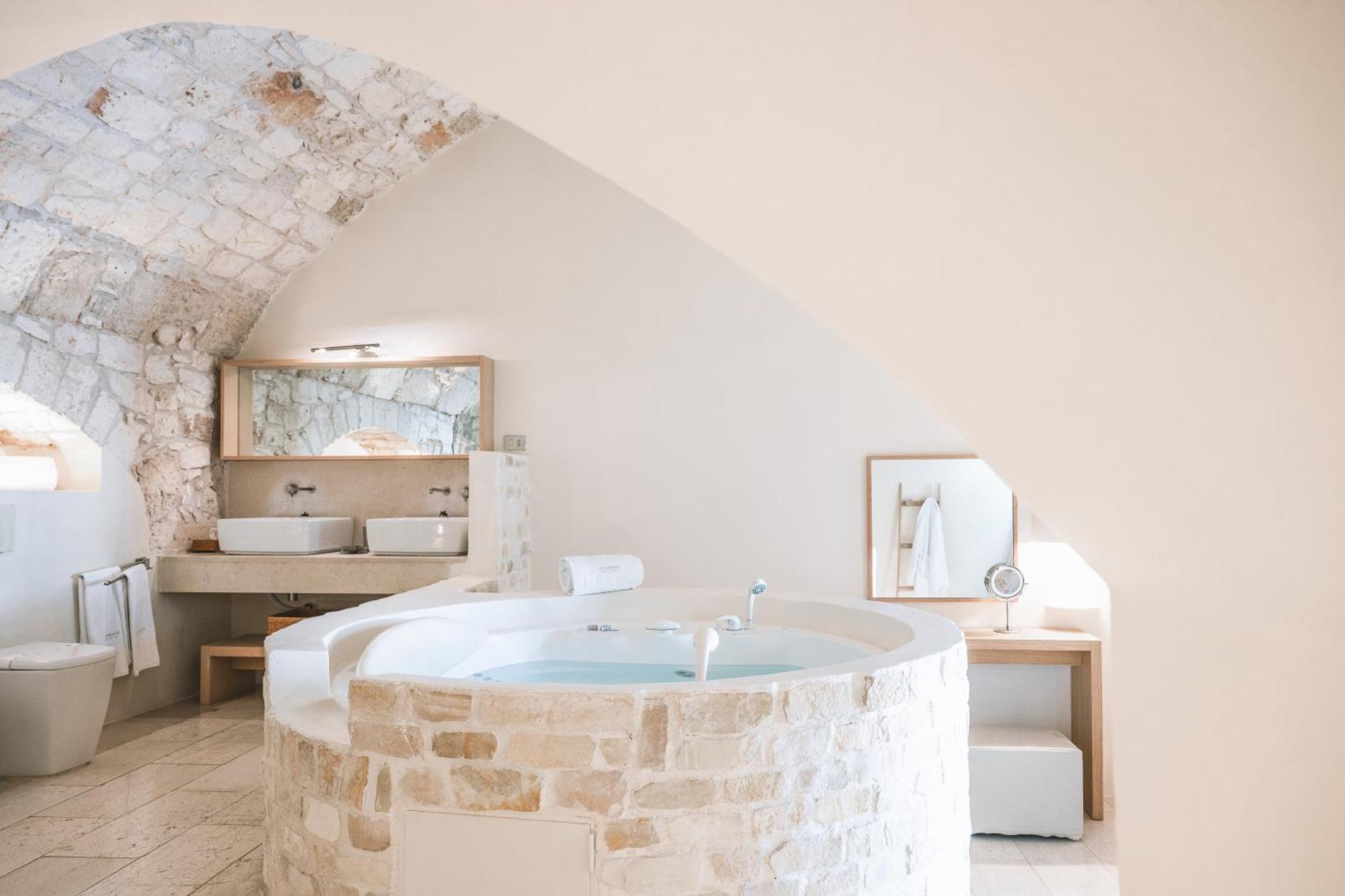 Suite Hot Tub