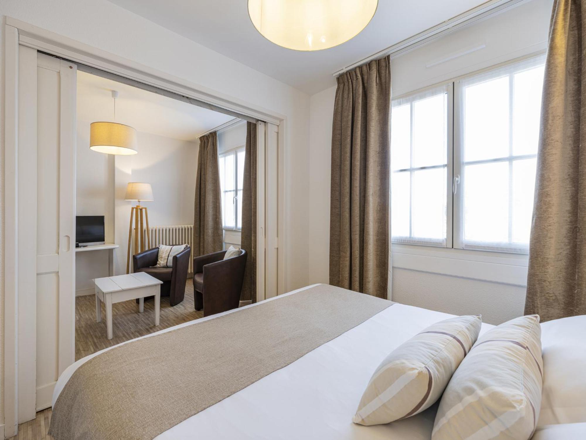 Superior Double Room,1742616613:JPEG