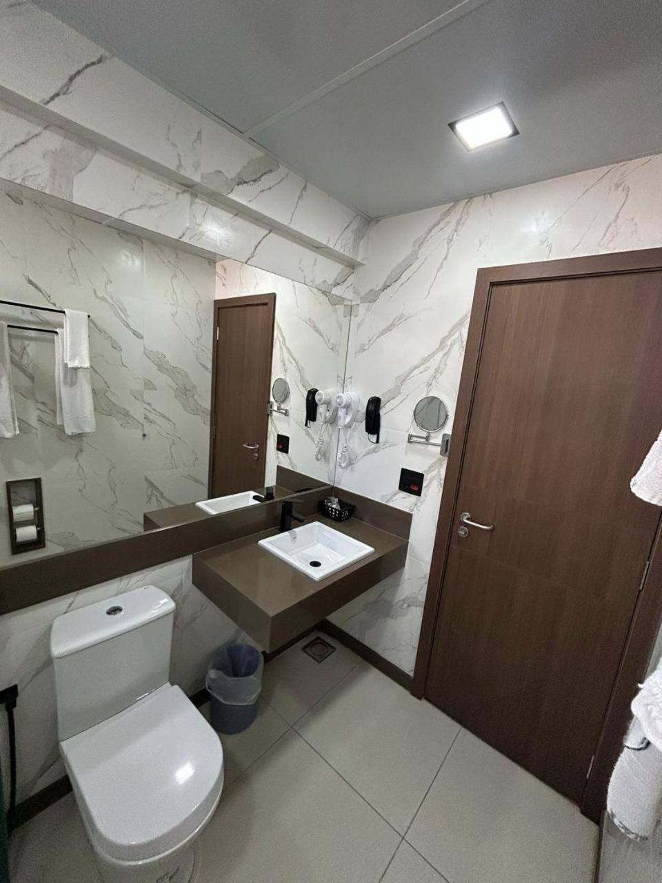 Standard Double or Twin Room,1742618566:JPEG