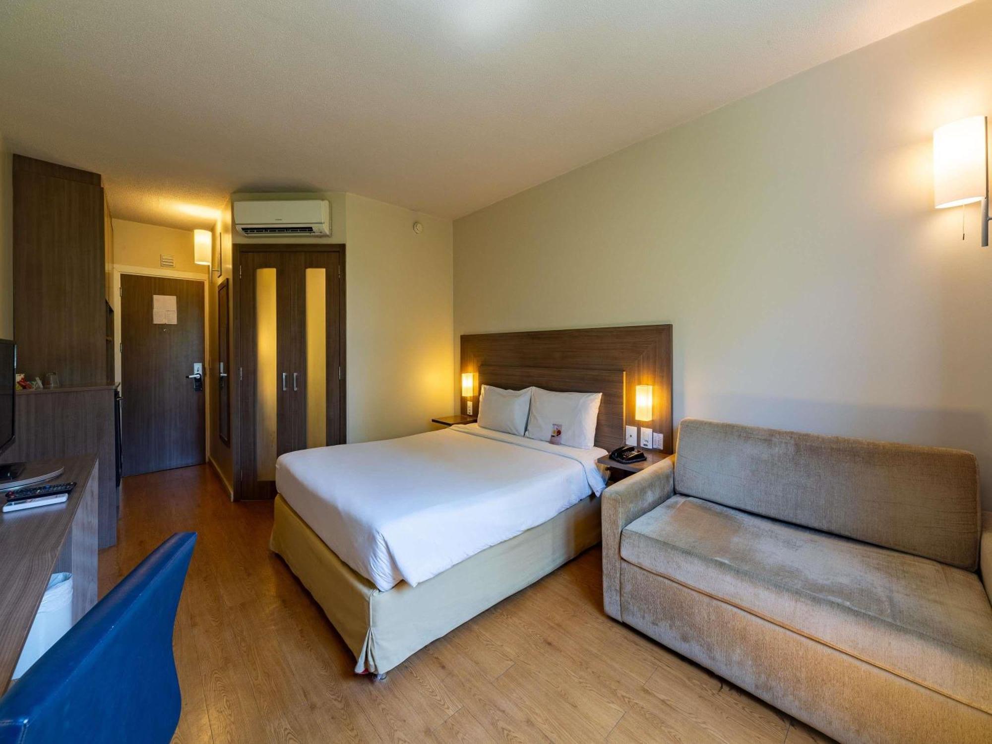 Superior Double Room Sofa