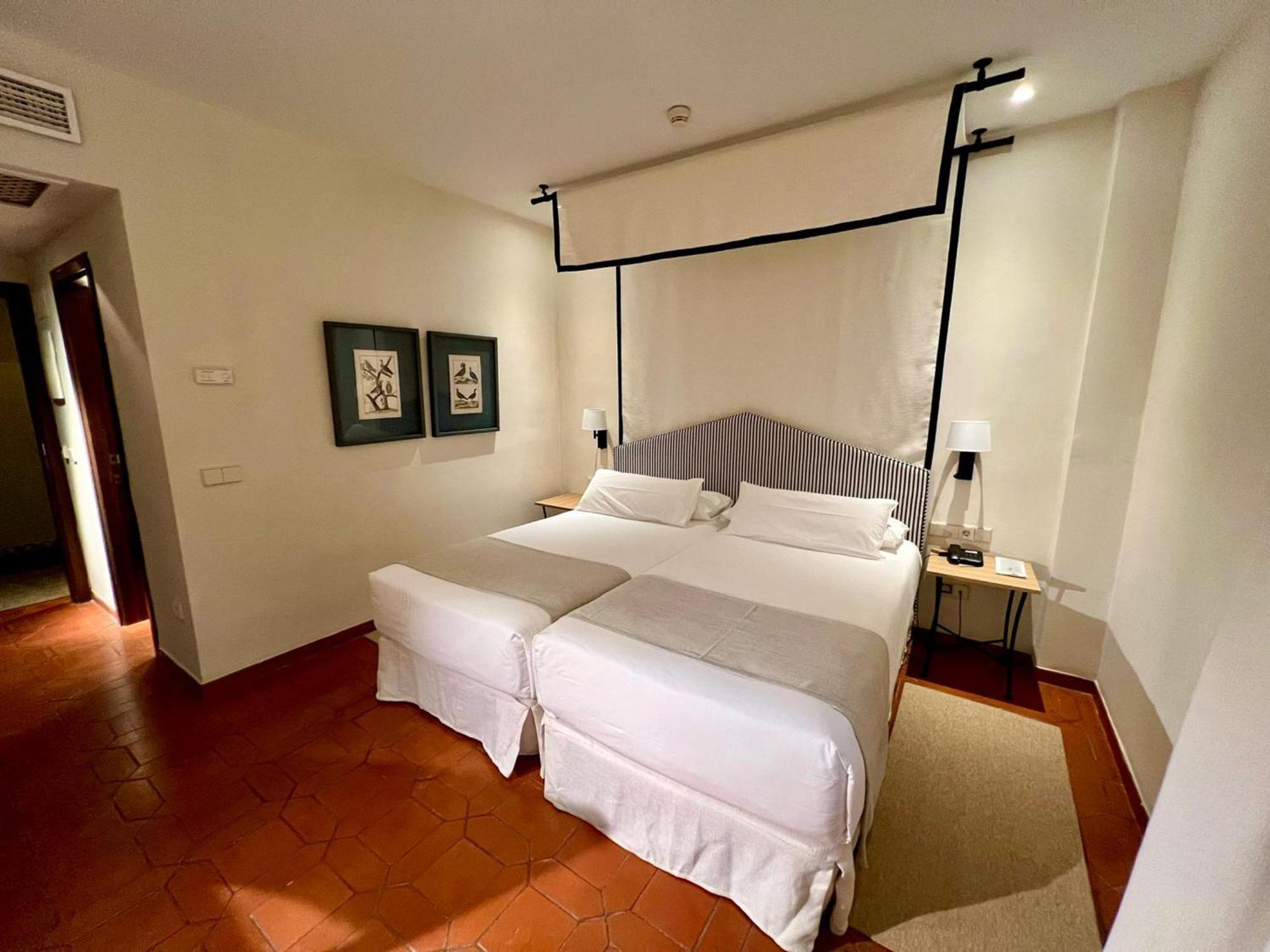 Double or Twin Room Extra Bed,1742625483:JPEG