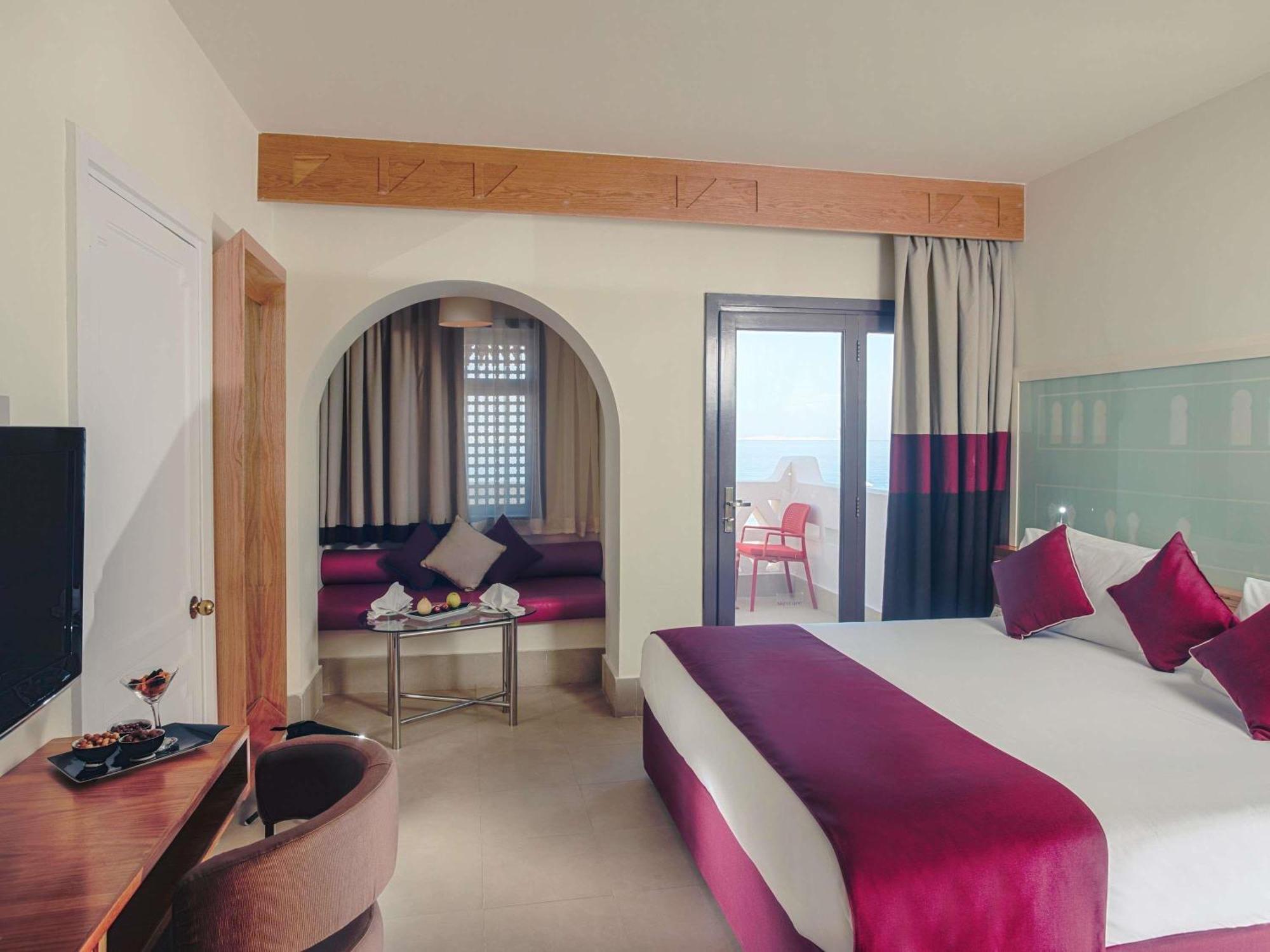 Standard King Room with Sea View,1742630464:JPEG