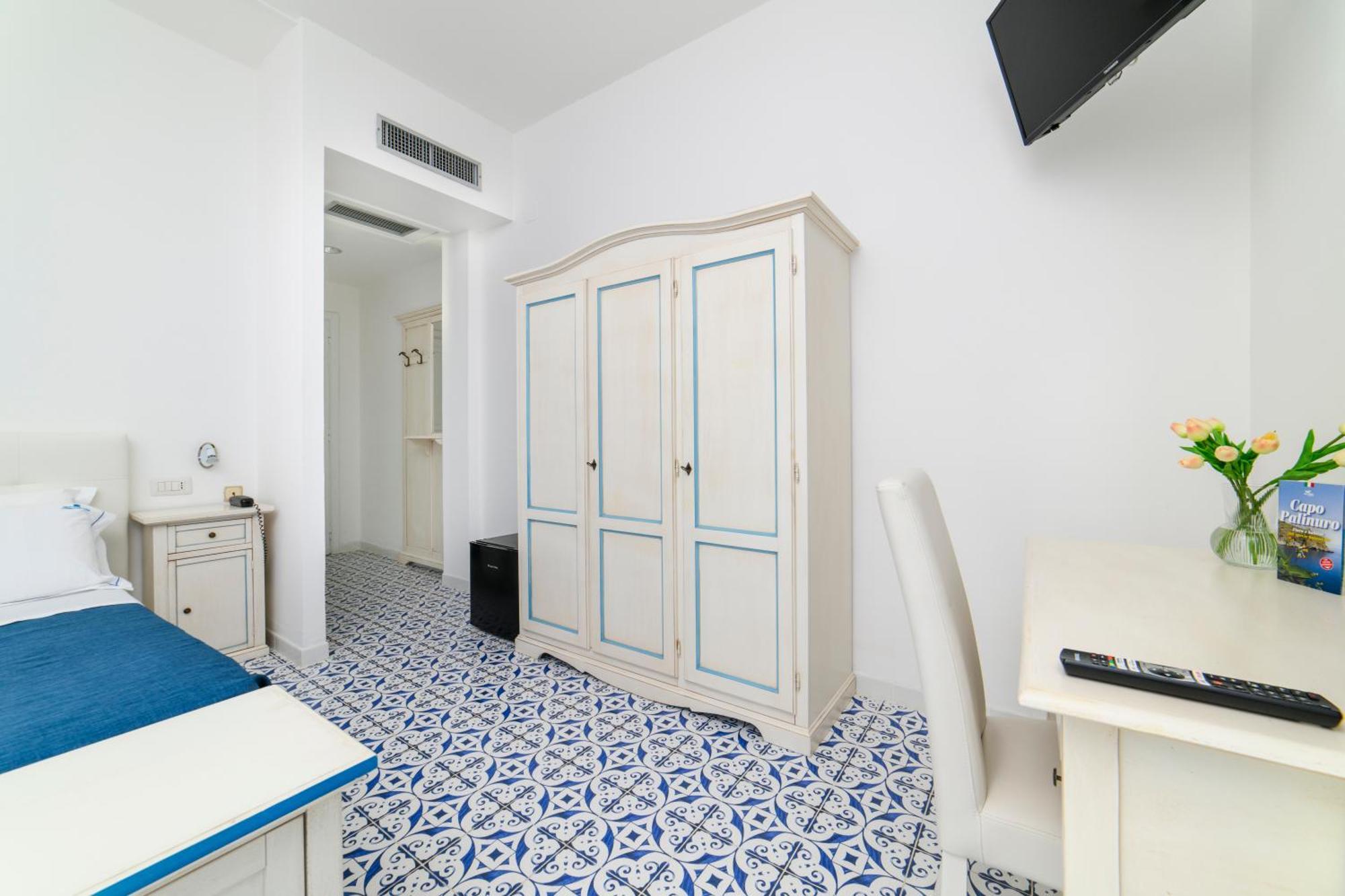 Deluxe Double Room Sea View