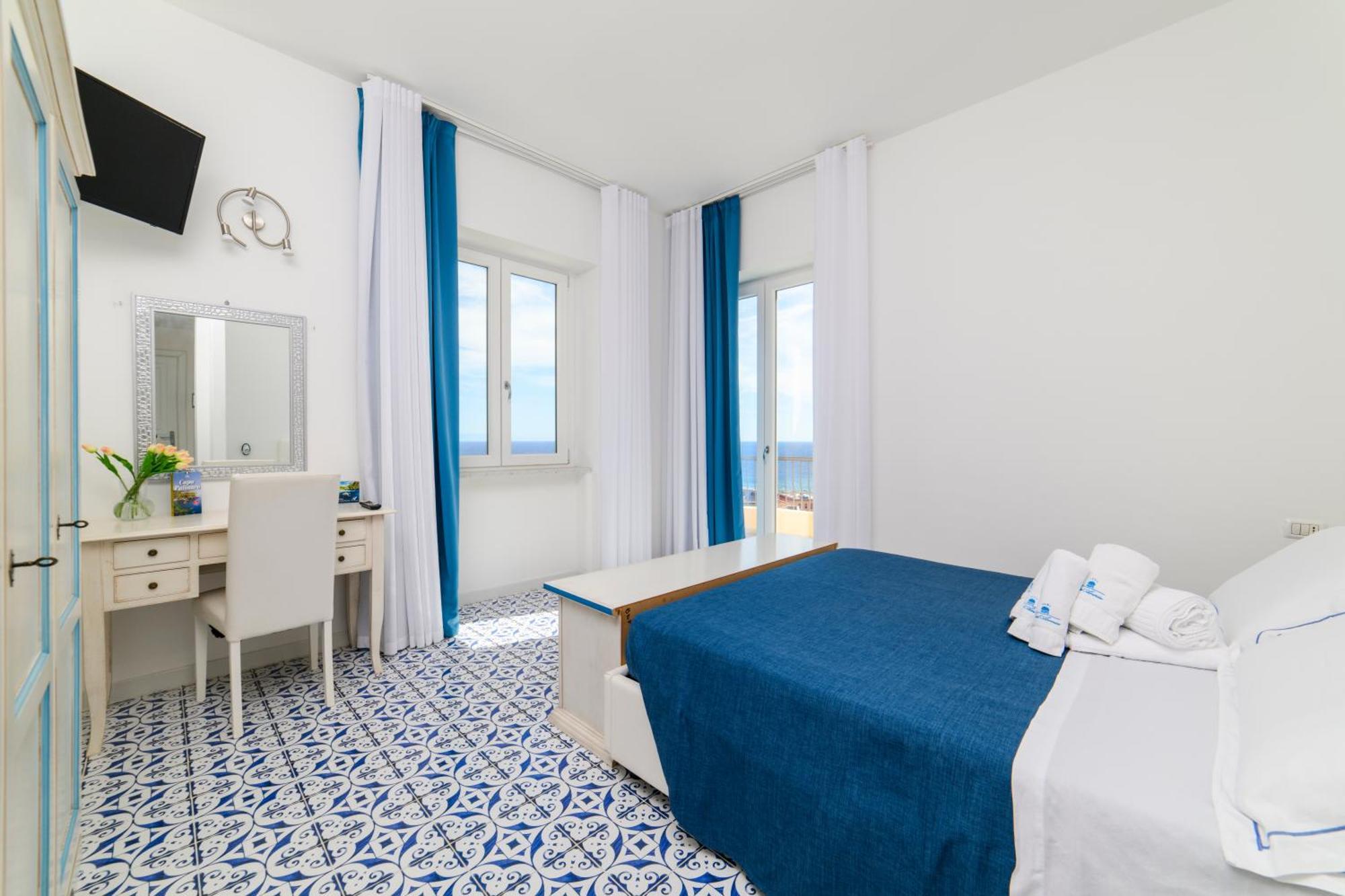 Deluxe Double Room Sea View