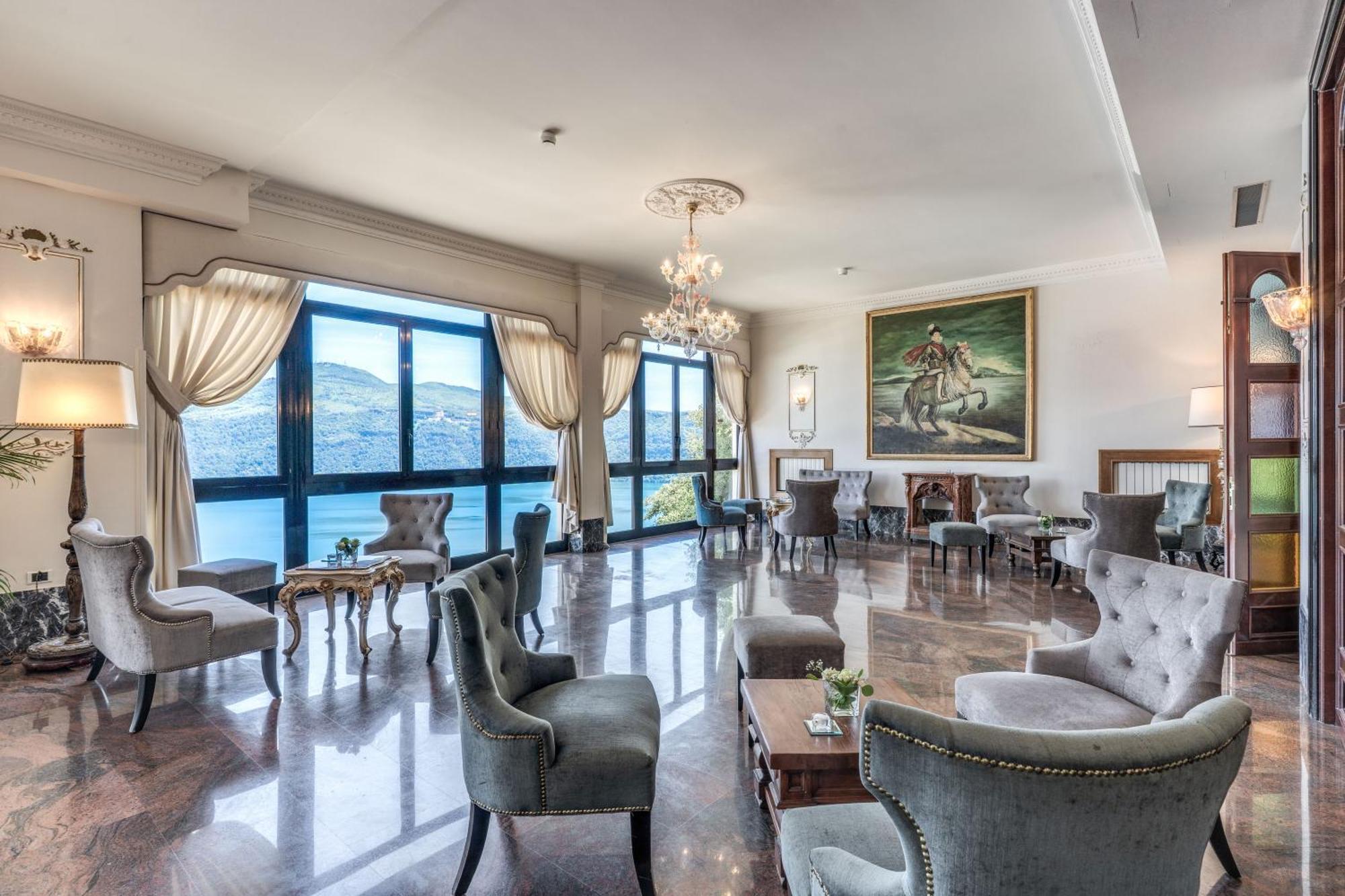 Double Room Lake View