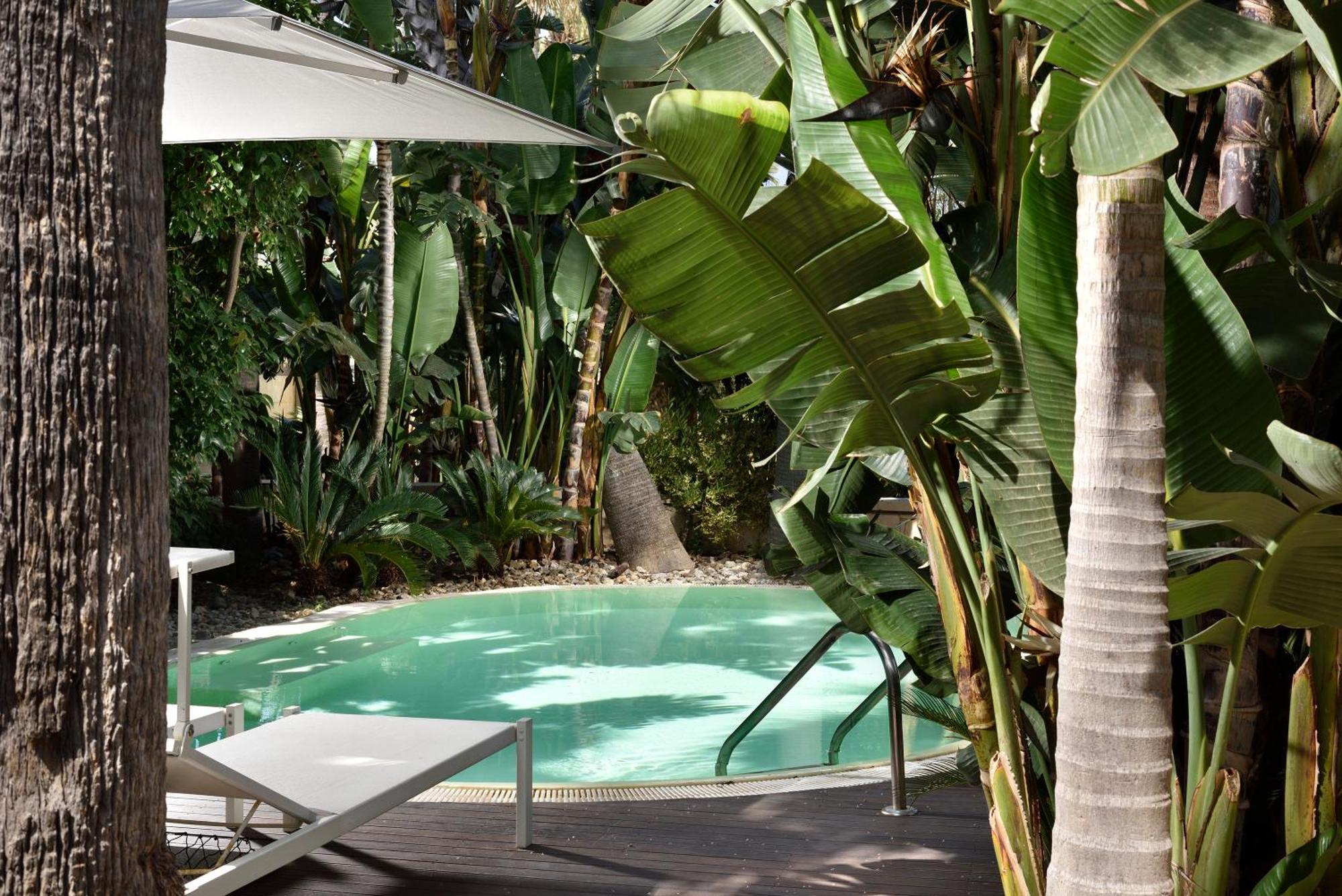 Junior Suite Private Pool Garden View