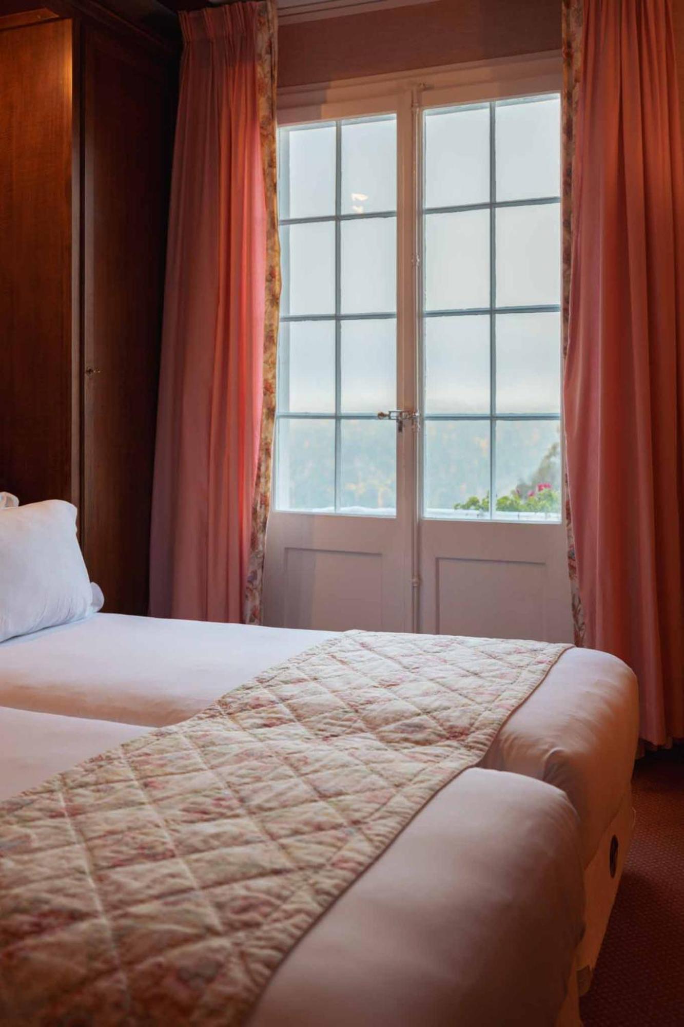 Classic Double or Twin Room Mountain View