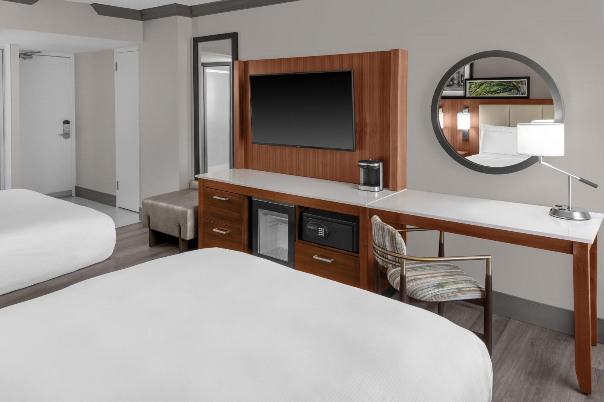 Queen Room Two Queen Beds