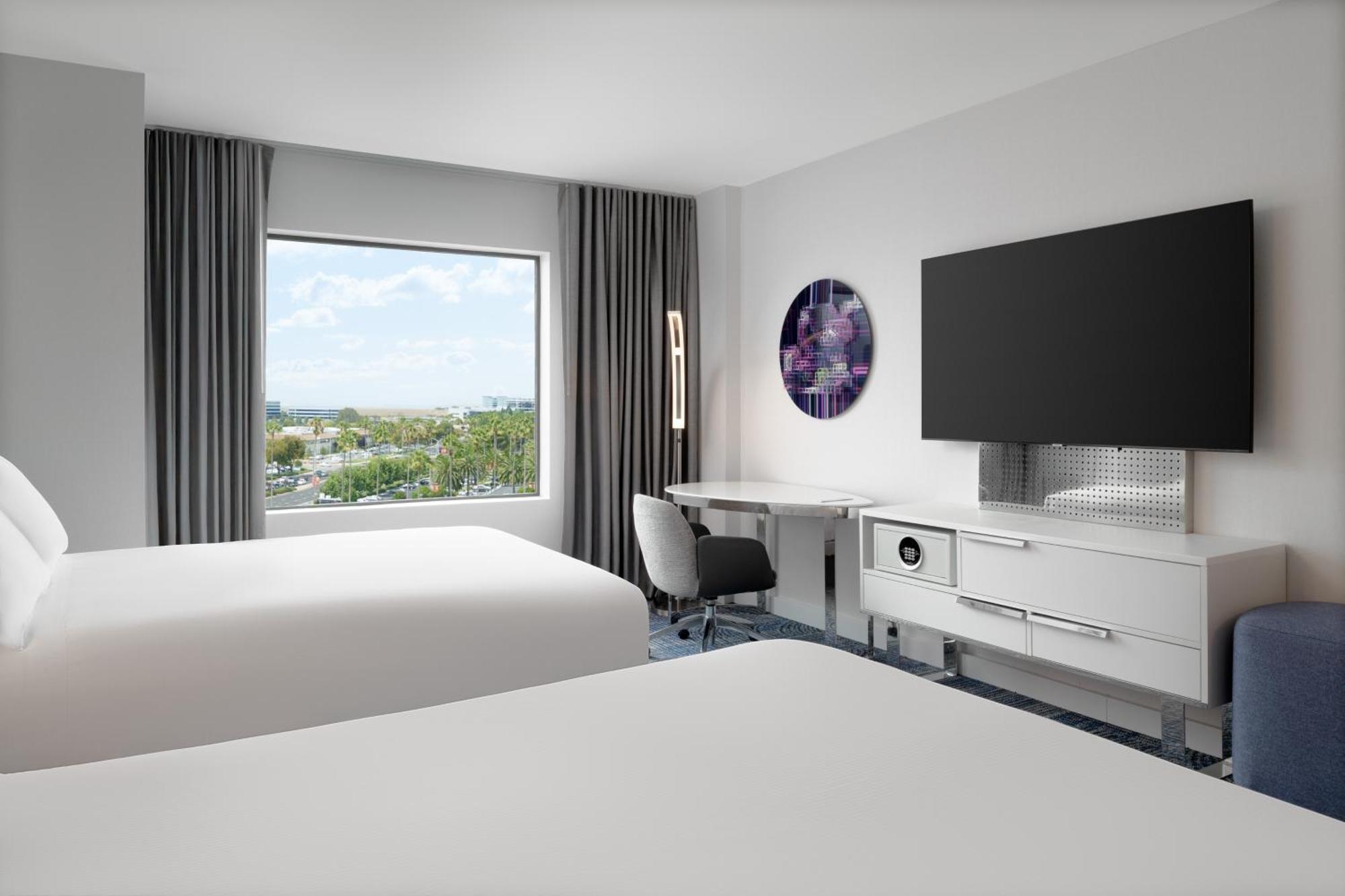Superior Queen Room Two Queen Beds Santa Clara City View,1742651901:JPEG