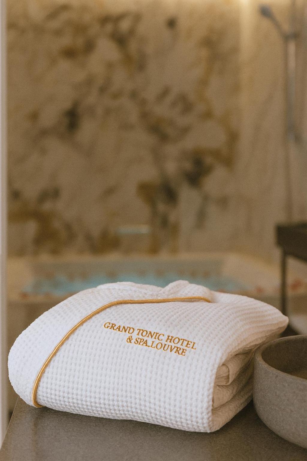 Double Room with Spa Bath,1742653828:JPEG
