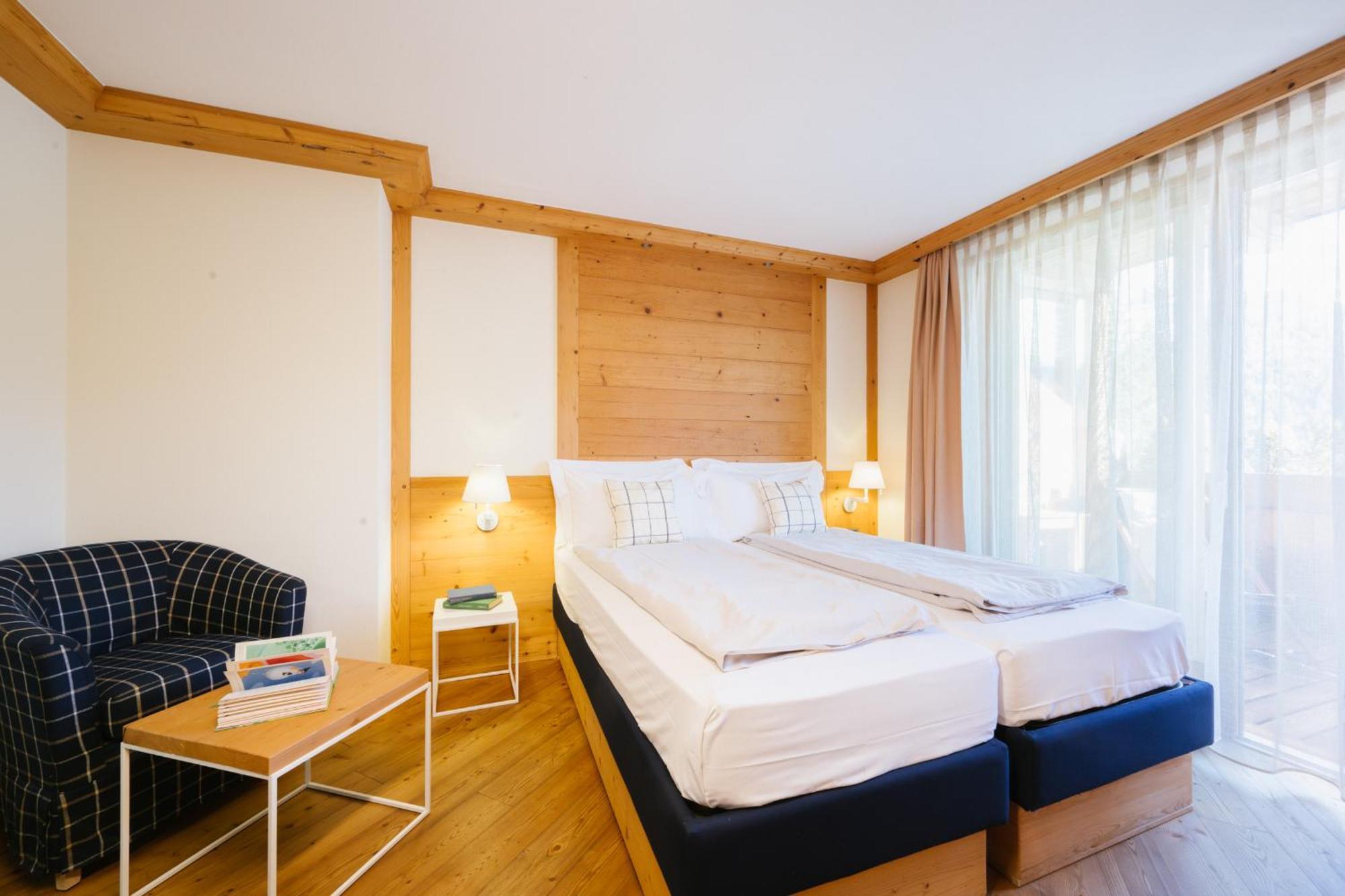 Classic Double Room,1742654644:JPEG
