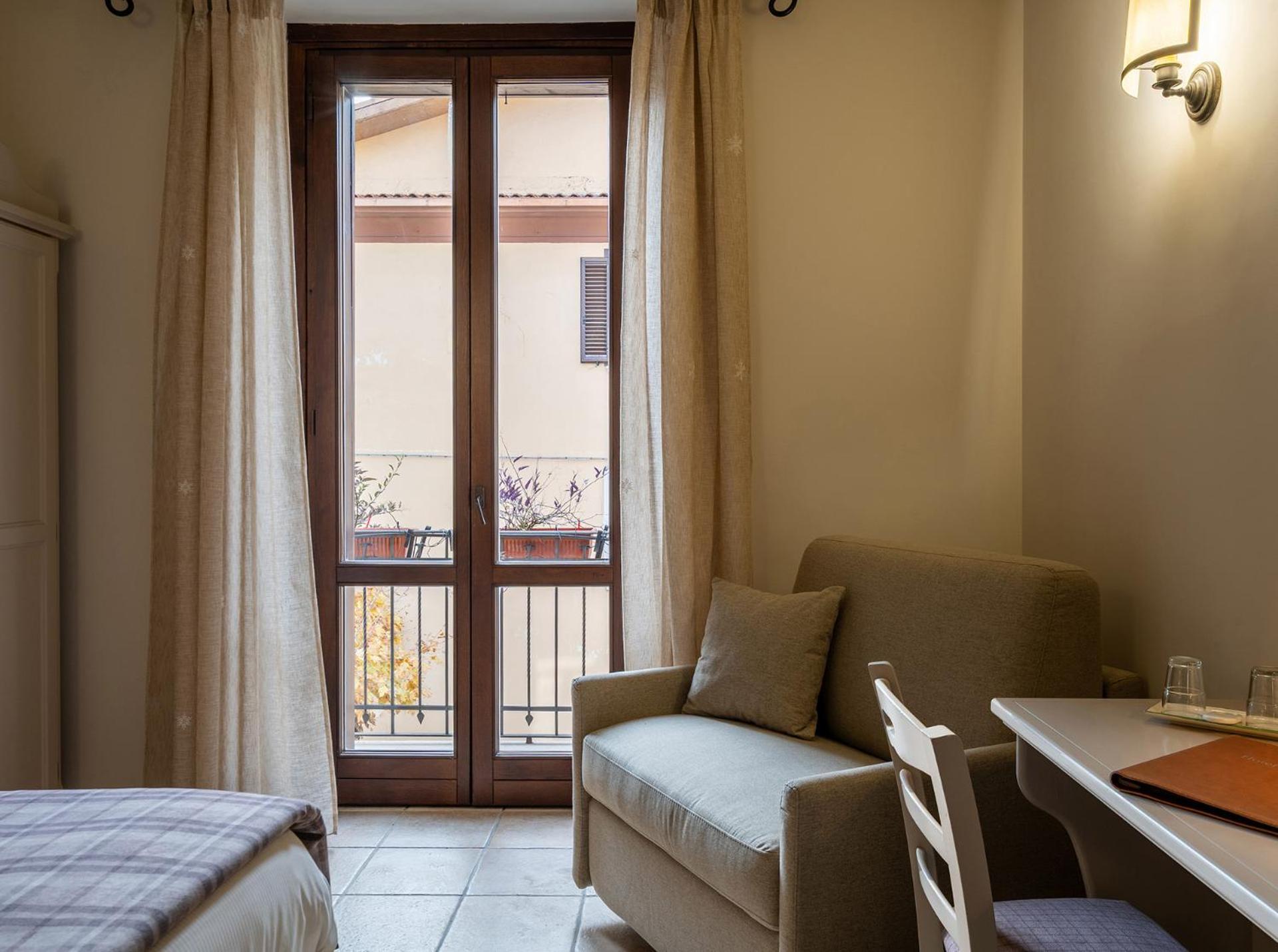 Triple Room Balcony