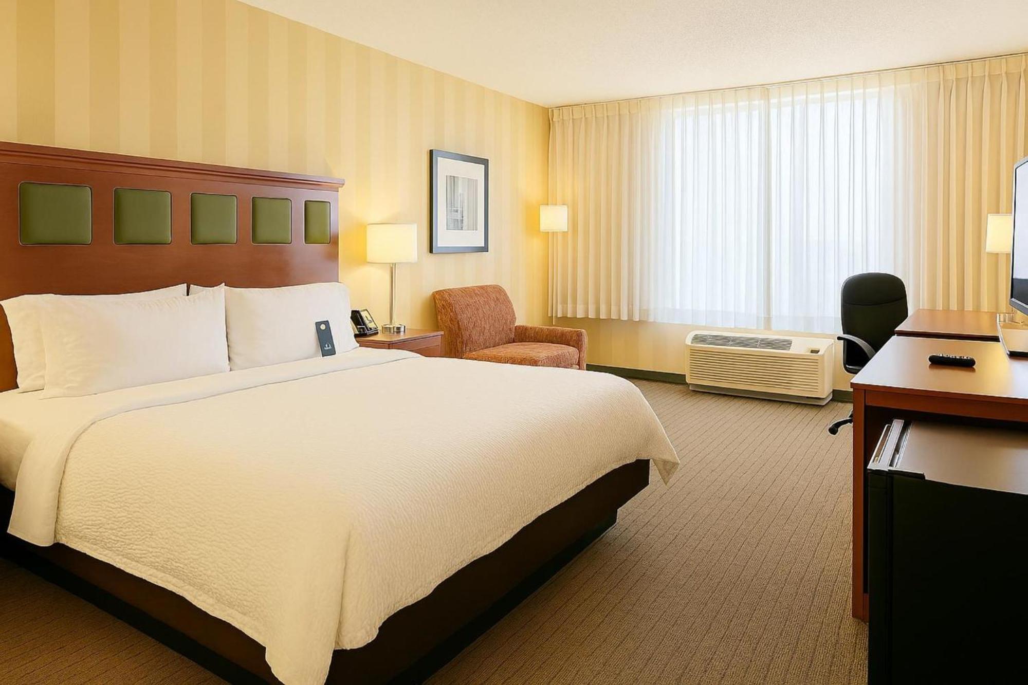 Premium King Room High Floor,1275749125:JPEG