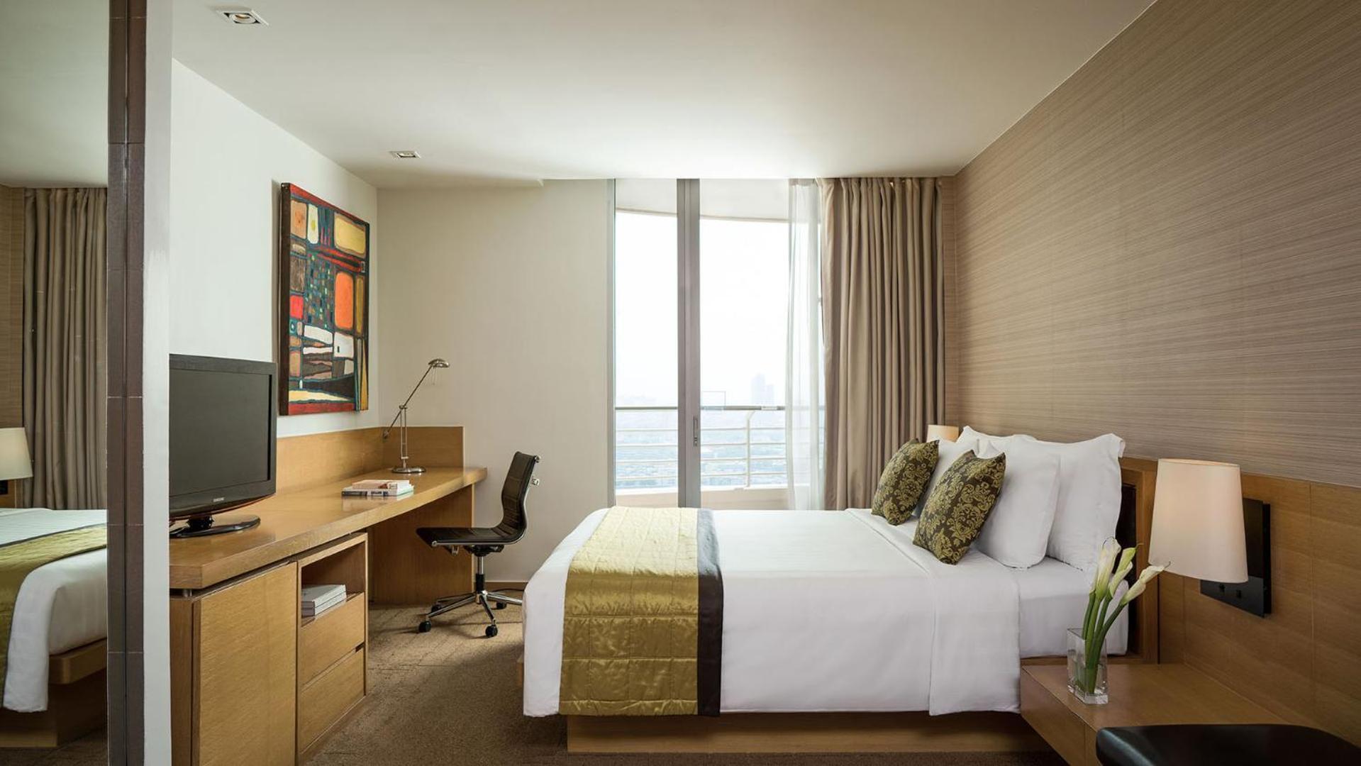 Premier Room King Bed
