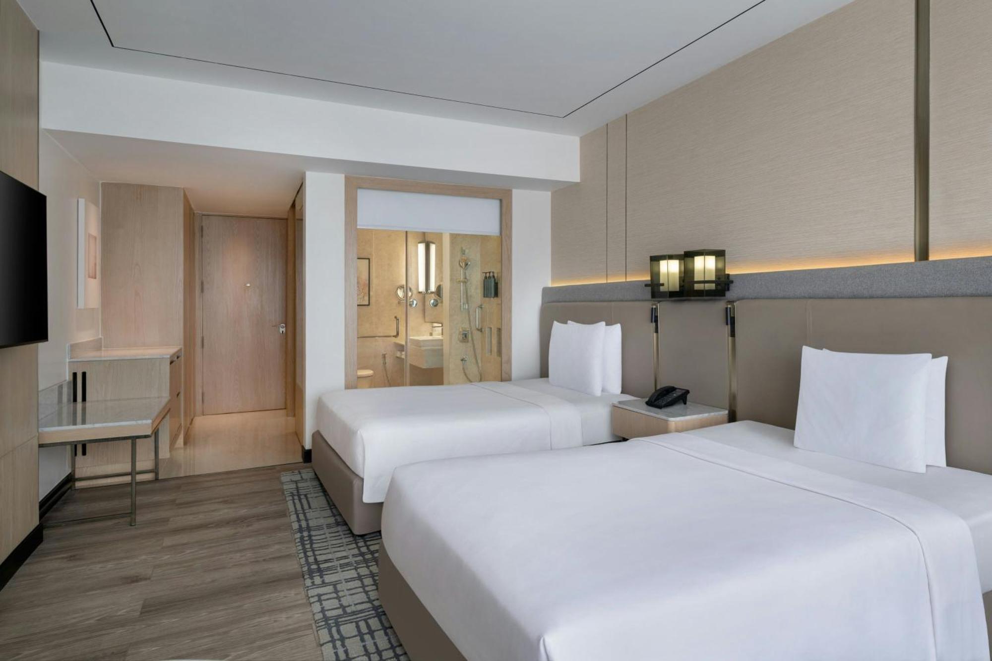 Executive Twin Room Executive Lounge Access on Spa on Laundry