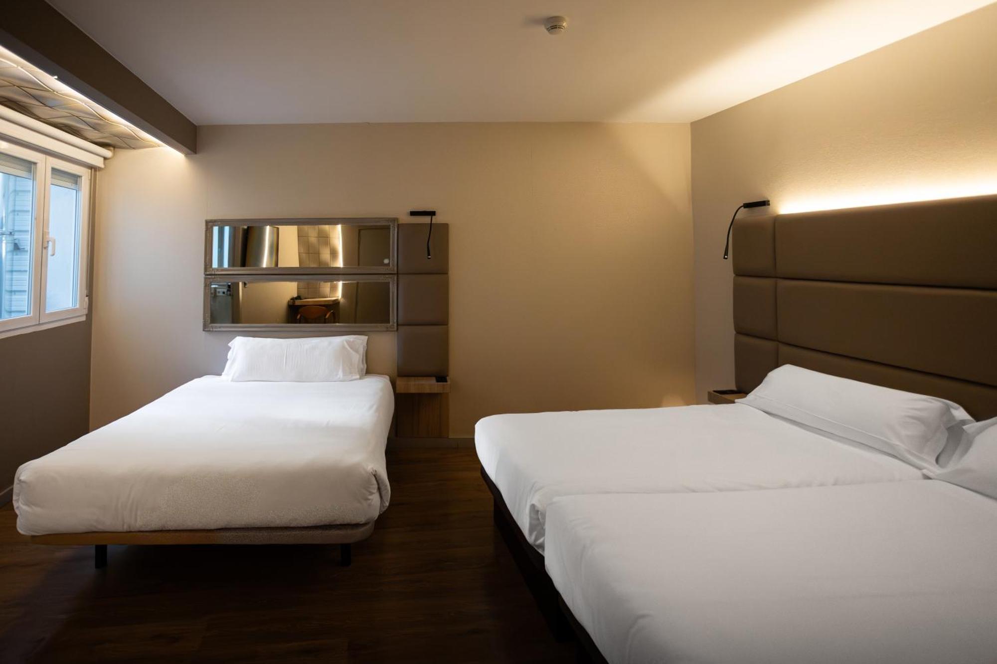 Quadruple Room,1742669277:JPEG